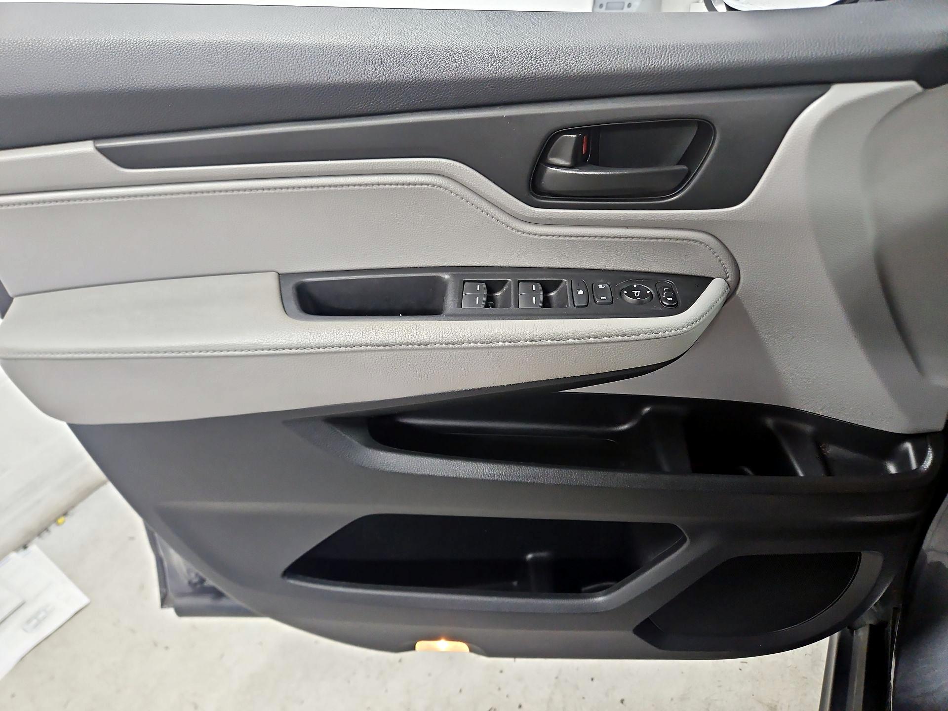 Thumbnail: 2020 Honda Odyssey - 12