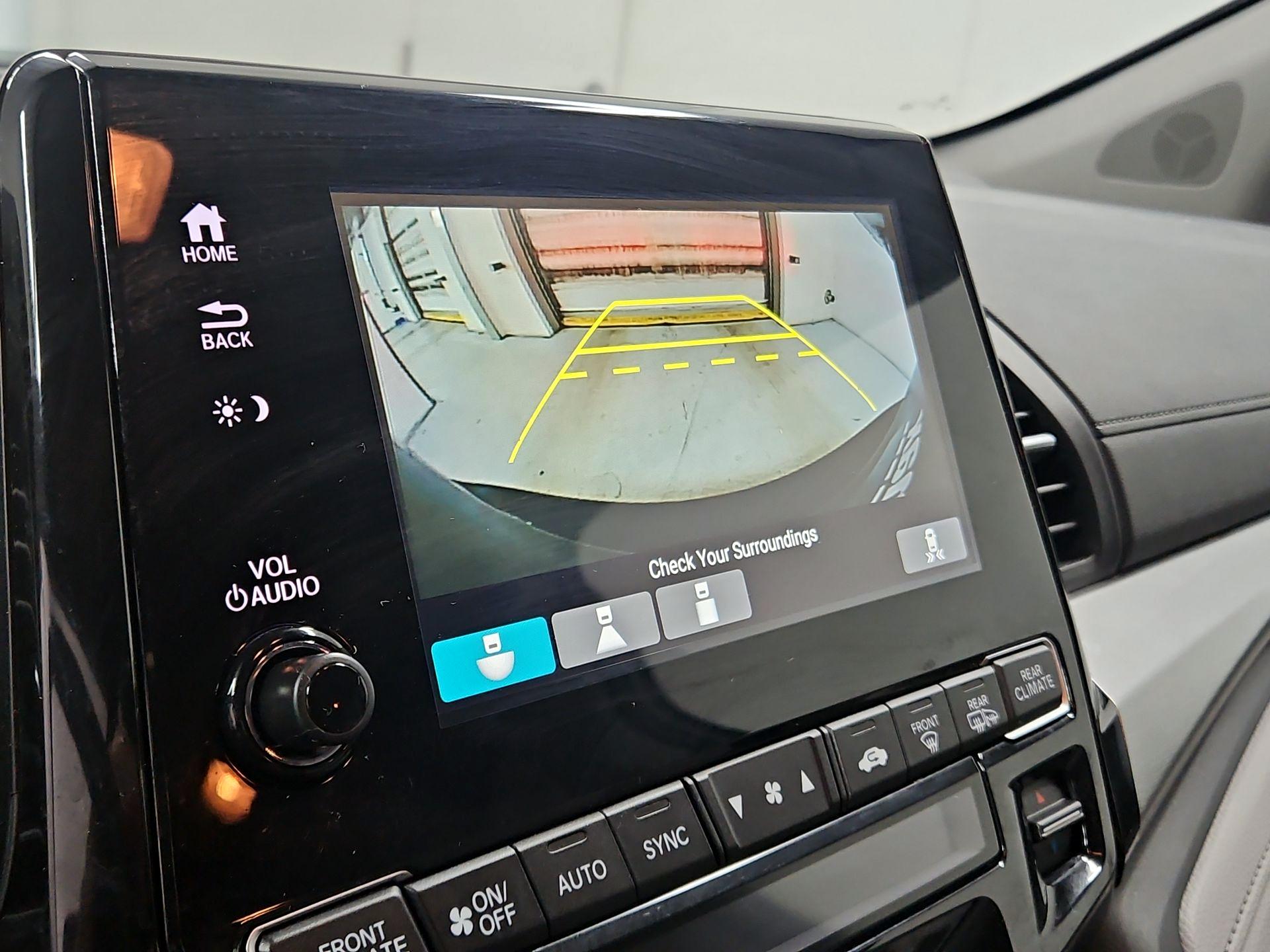 Thumbnail: 2020 Honda Odyssey - 14