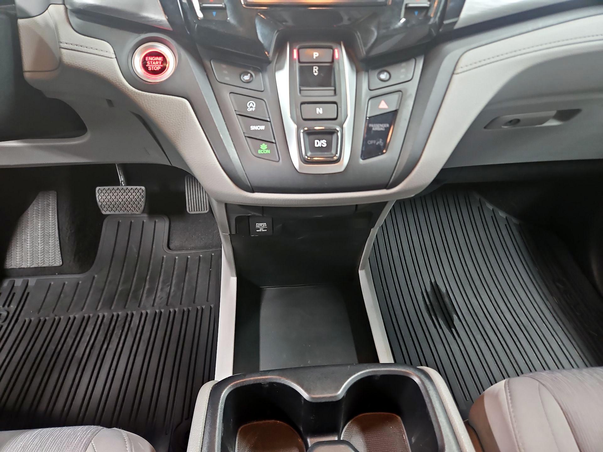 Thumbnail: 2020 Honda Odyssey - 17