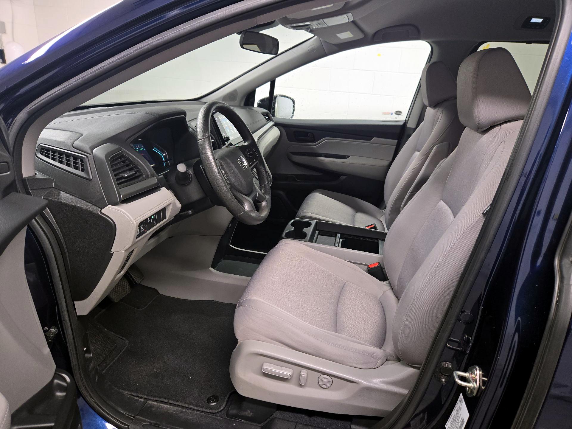 Thumbnail: 2019 Honda Odyssey - 11