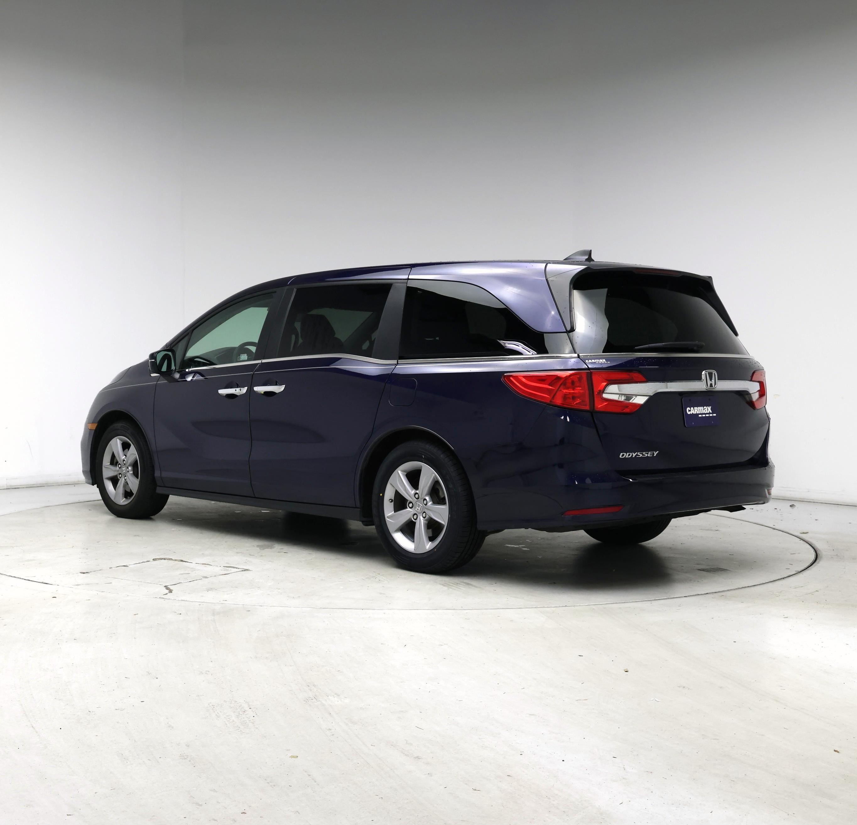Thumbnail: 2019 Honda Odyssey - 2