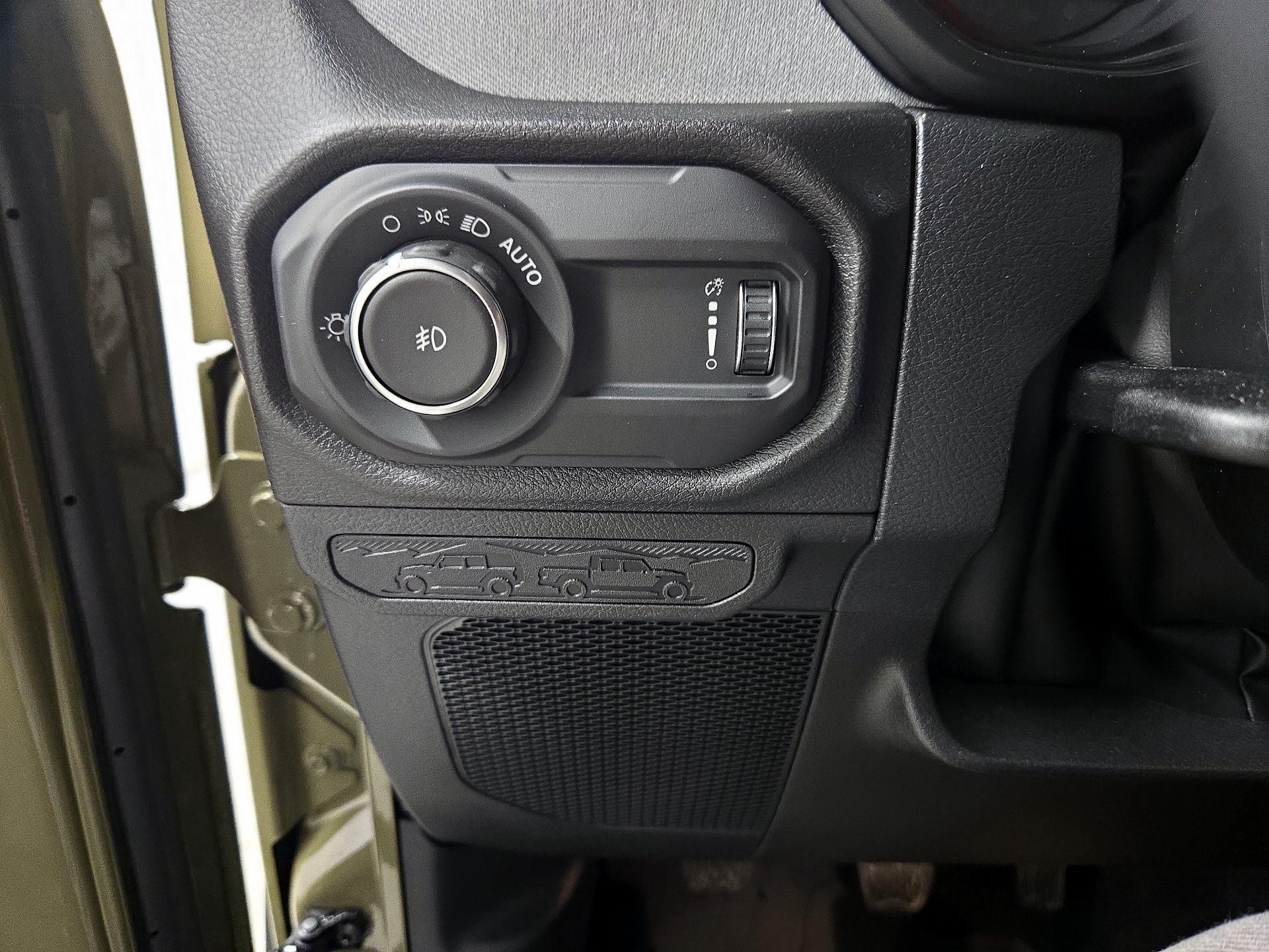 Thumbnail: 2025 Jeep Wrangler - 13