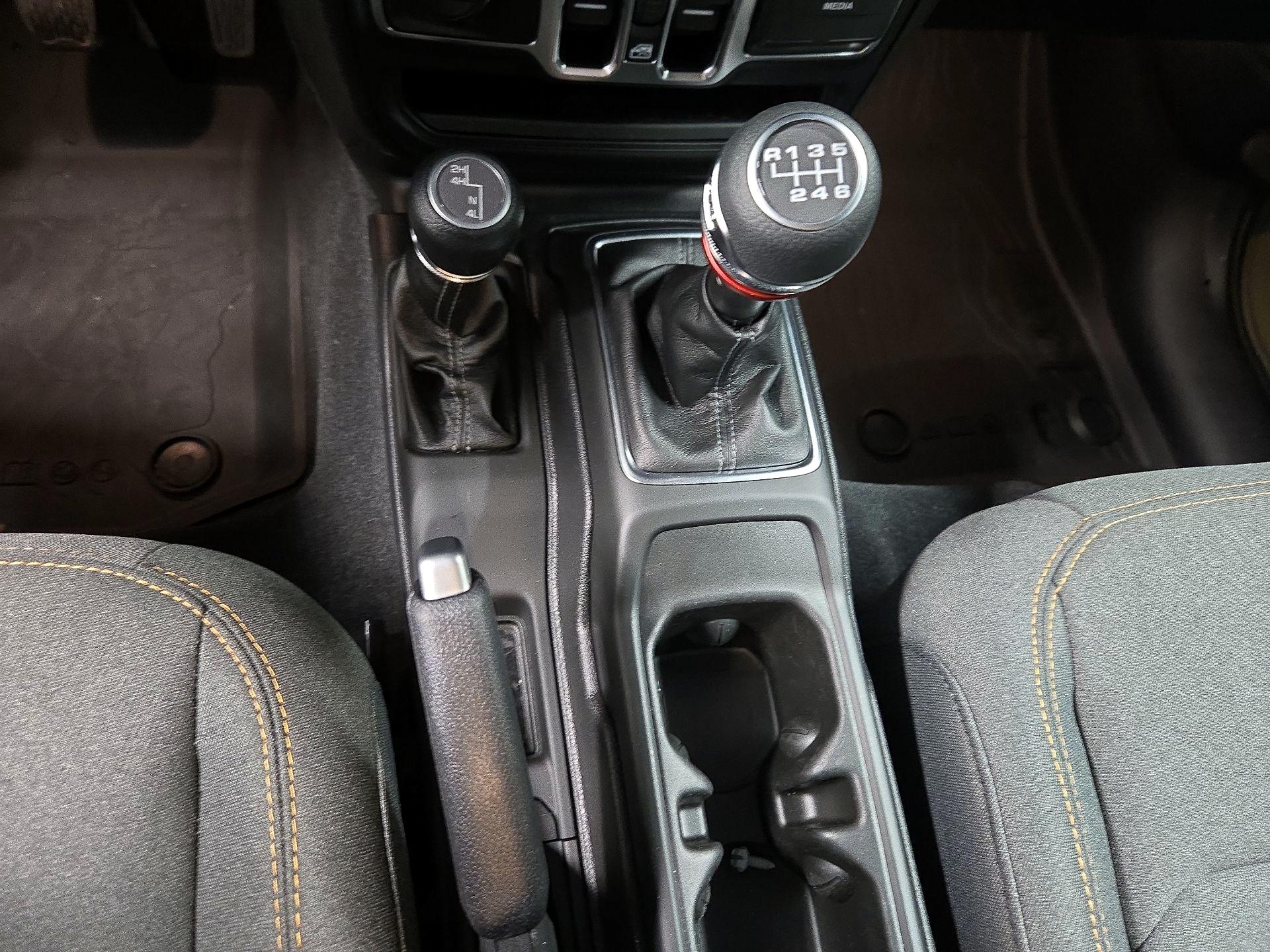 Thumbnail: 2025 Jeep Wrangler - 17