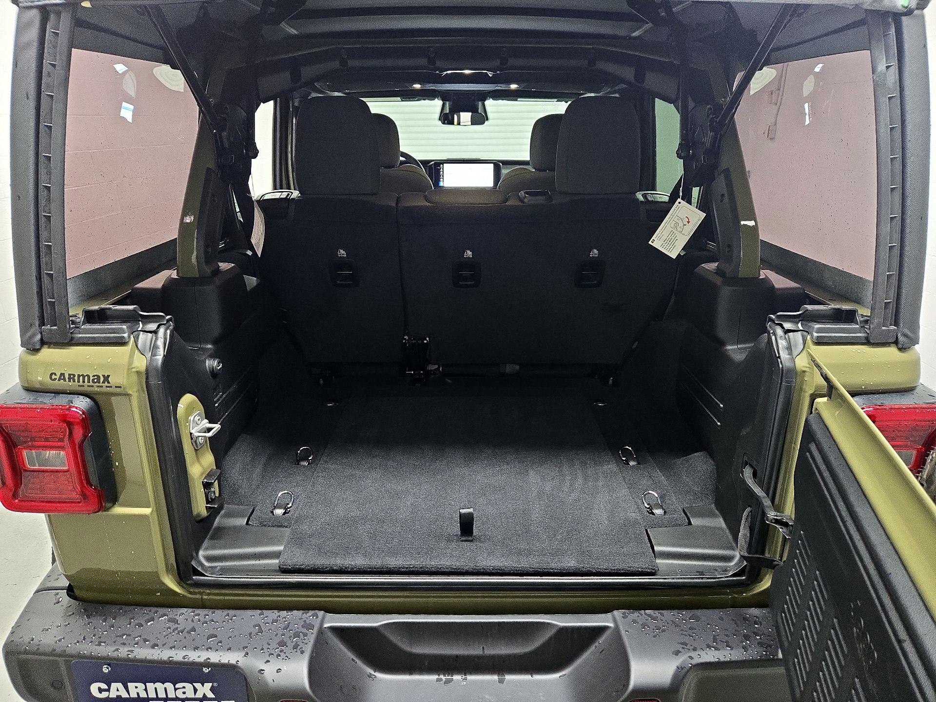 Thumbnail: 2025 Jeep Wrangler - 20