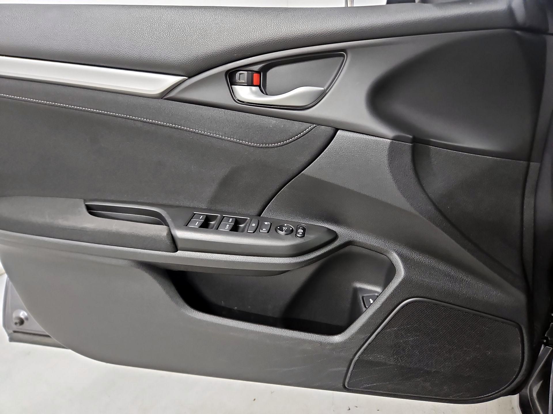 Thumbnail: 2018 Honda Civic - 12