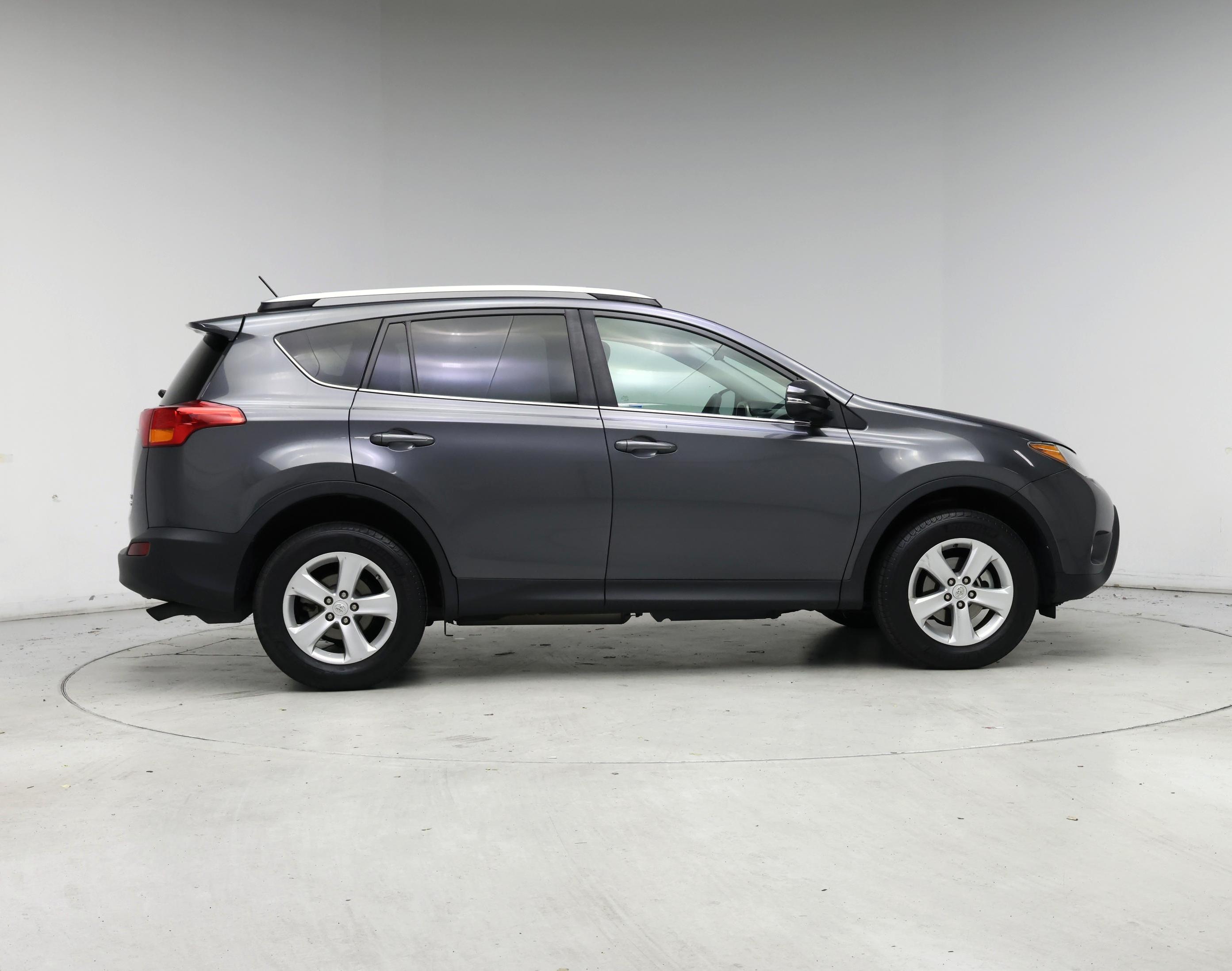Thumbnail: 2014 Toyota RAV4 - 7