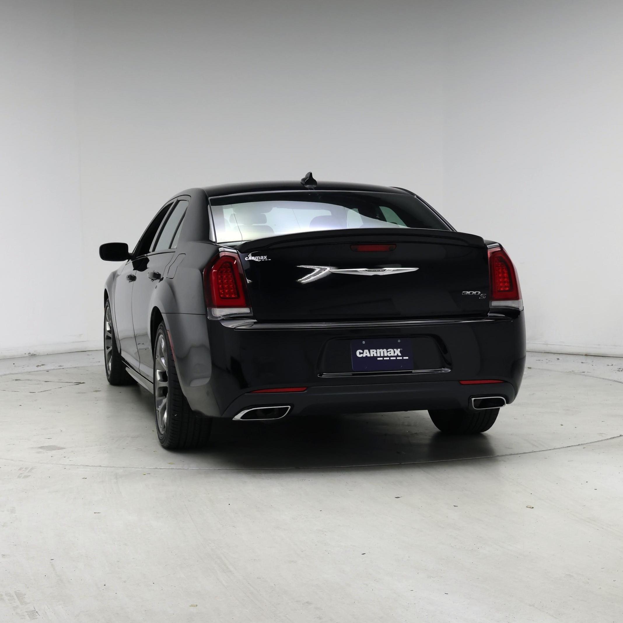 Thumbnail: 2017 Chrysler 300 - 6