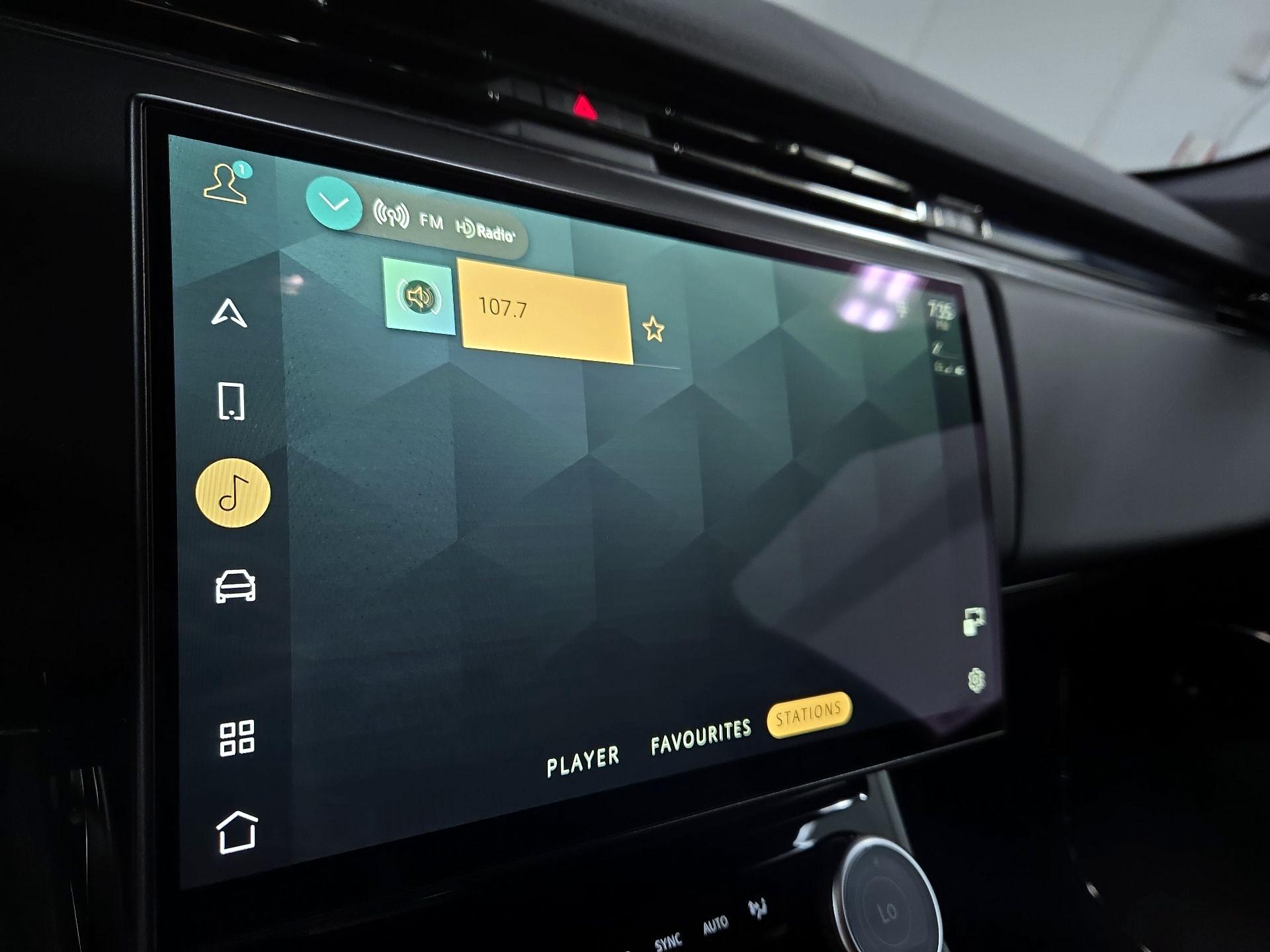 Thumbnail: 2023 Land Rover Range Rover Sport - 16