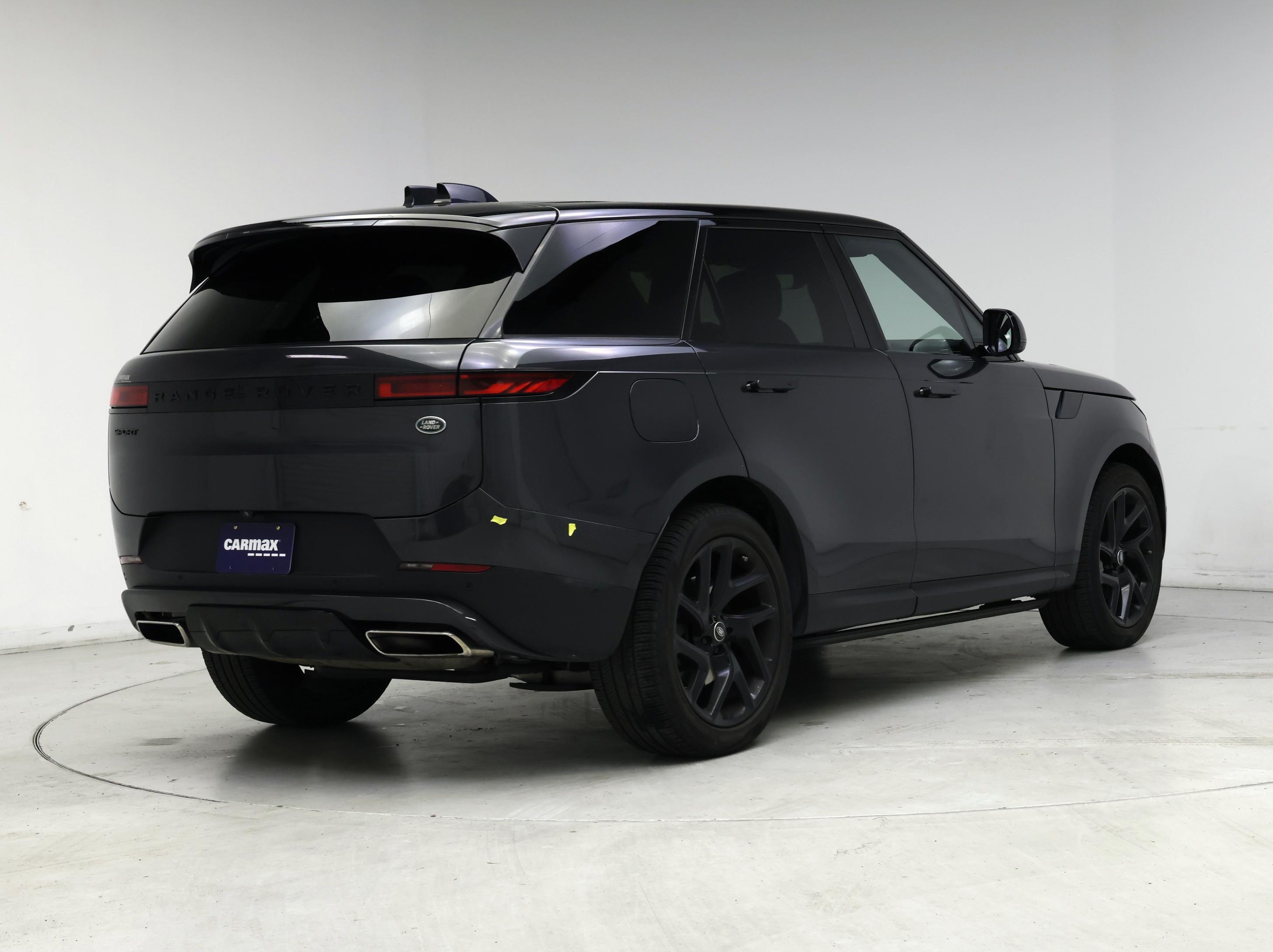 Thumbnail: 2023 Land Rover Range Rover Sport - 8
