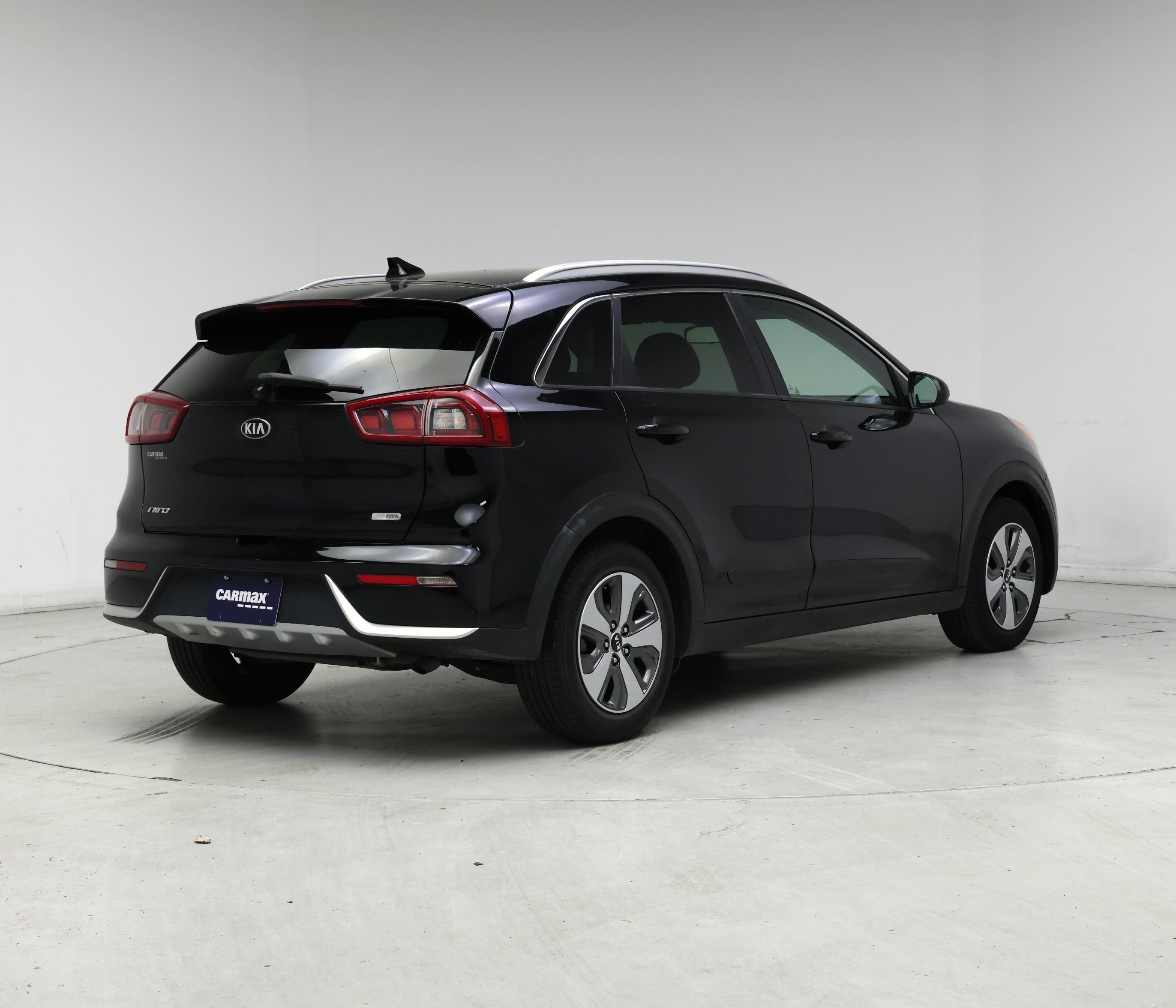 Thumbnail: 2018 Kia Niro - 8