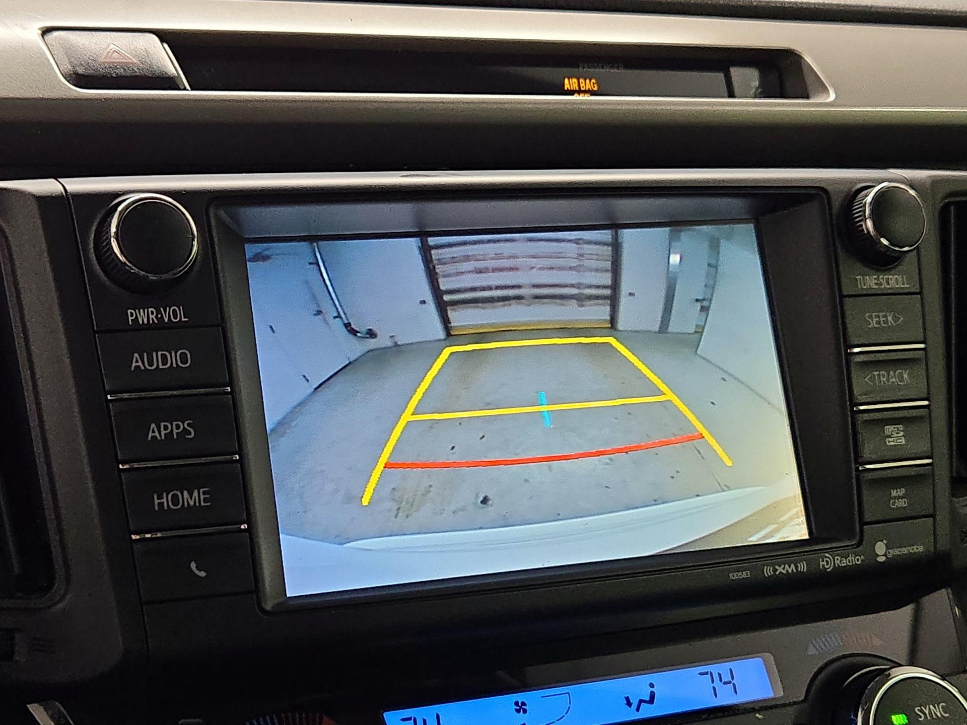 Thumbnail: 2016 Toyota RAV4 - 14