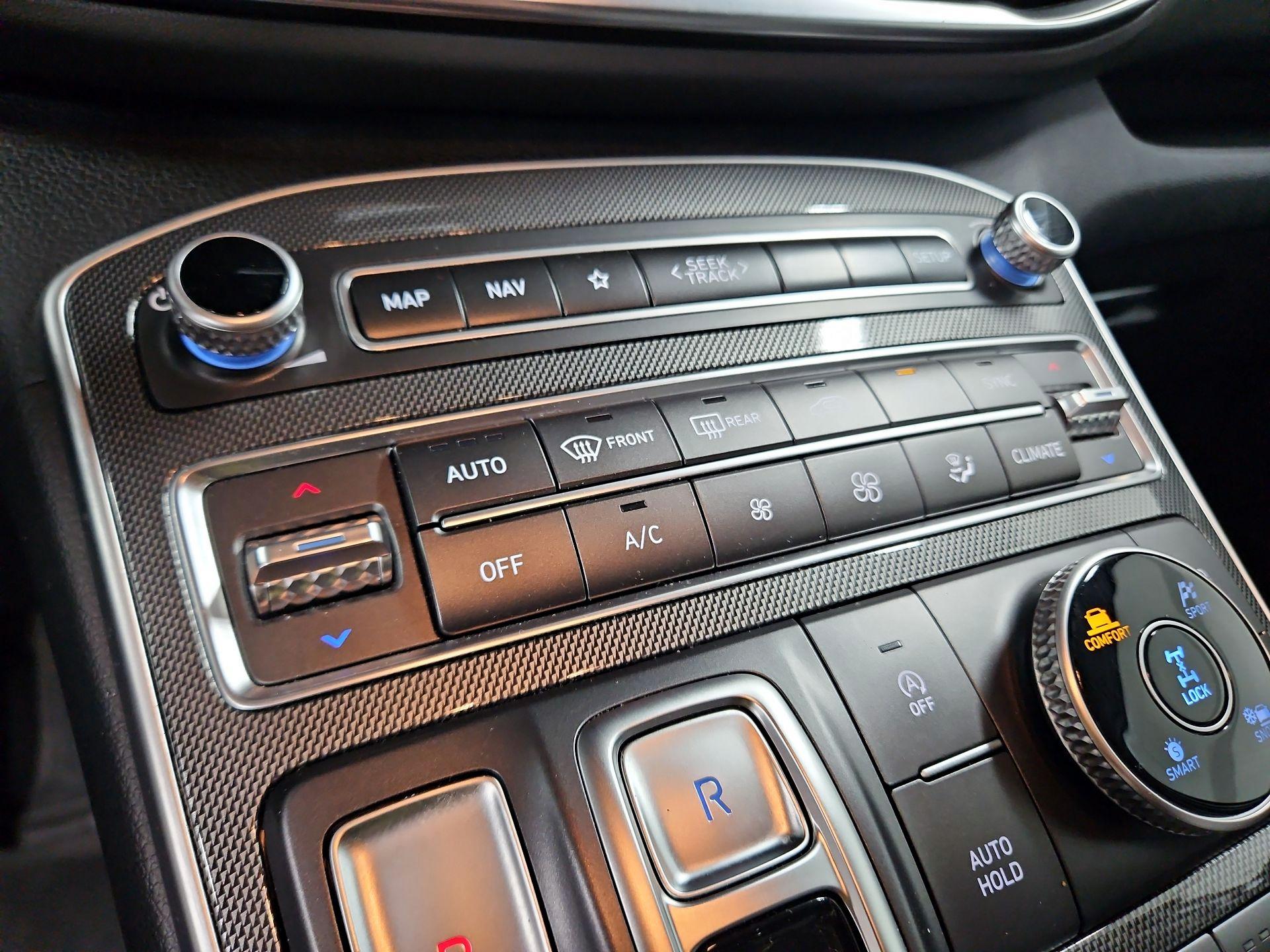 Thumbnail: 2023 Hyundai Santa Fe - 17