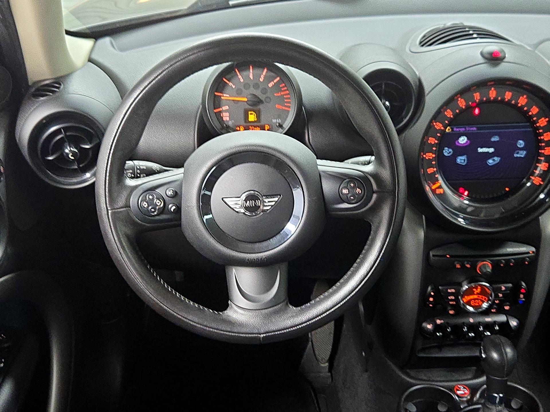 Thumbnail: 2016 MINI Cooper Countryman - 10
