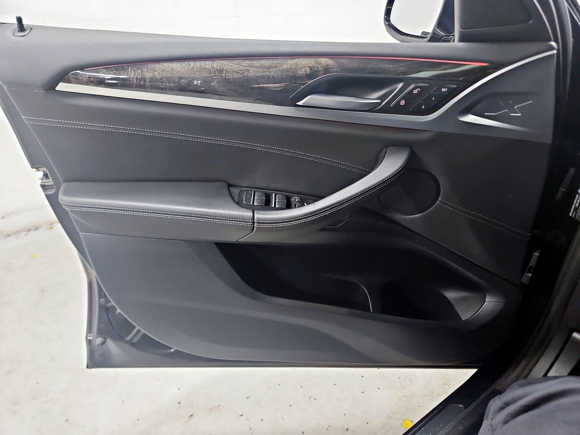 Thumbnail: 2020 BMW X4 - 12