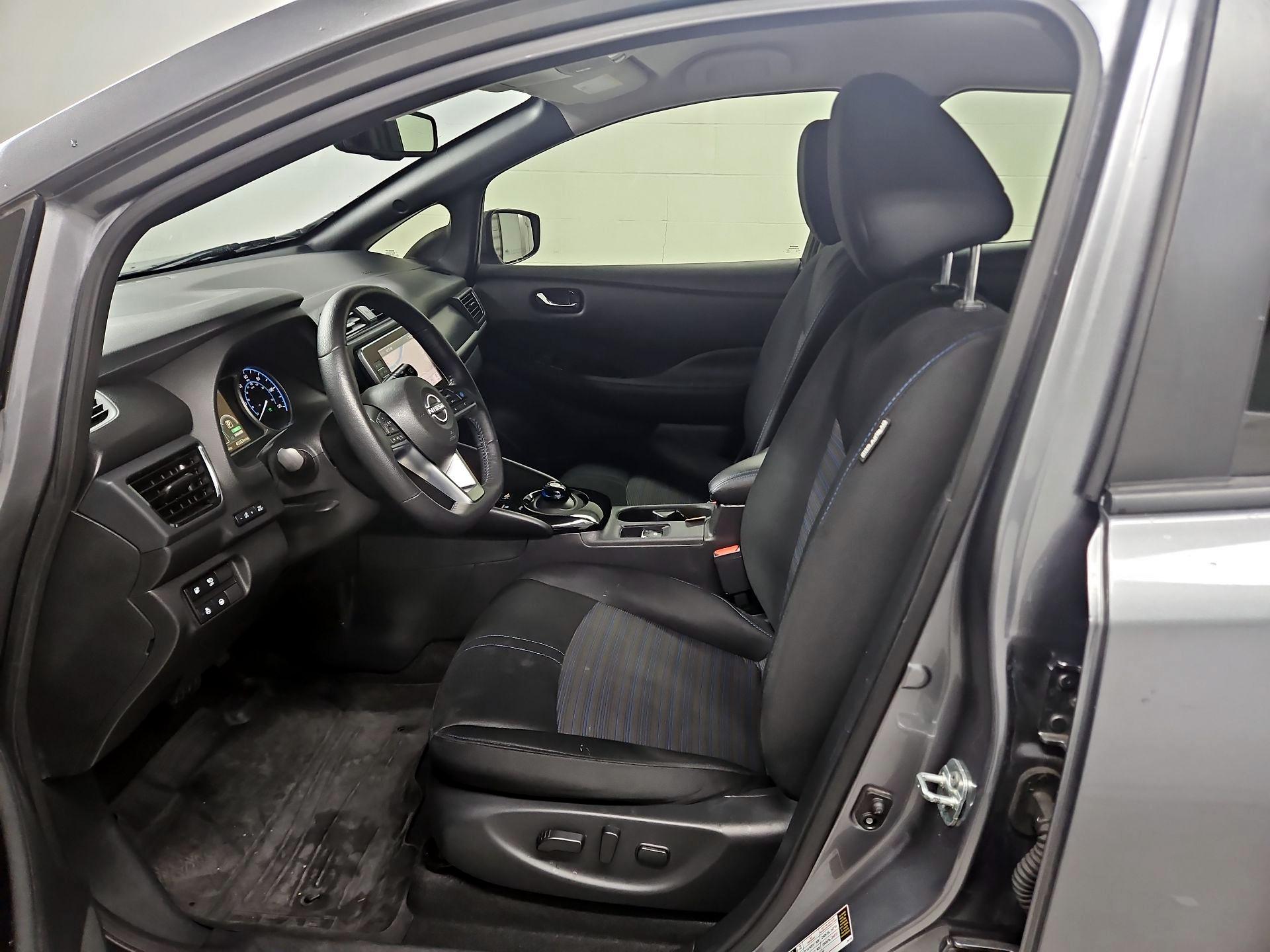 Thumbnail: 2023 Nissan Leaf - 11