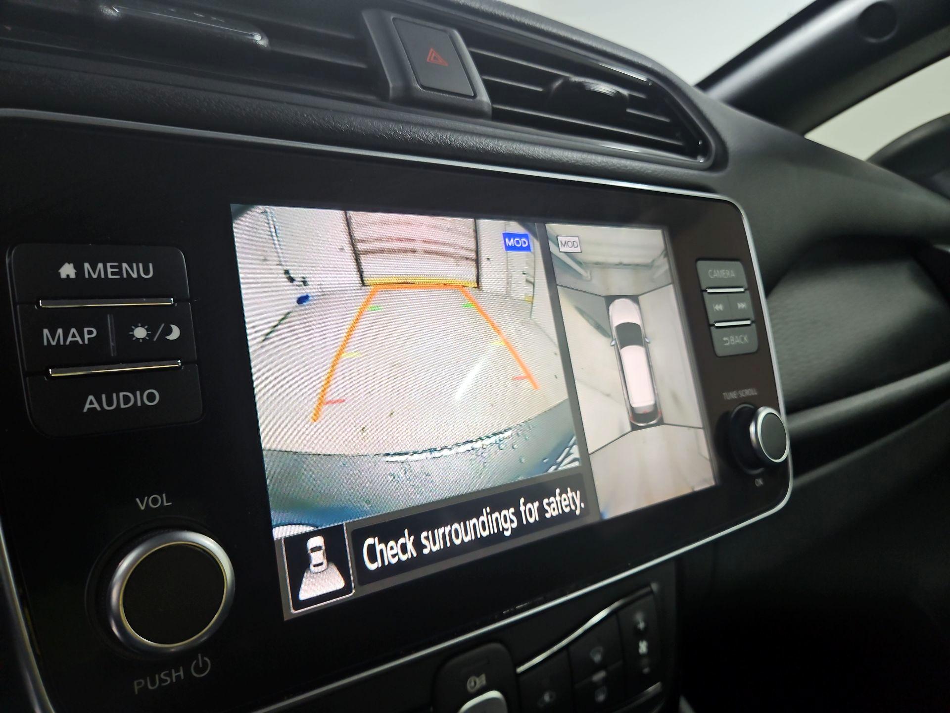 Thumbnail: 2023 Nissan Leaf - 15