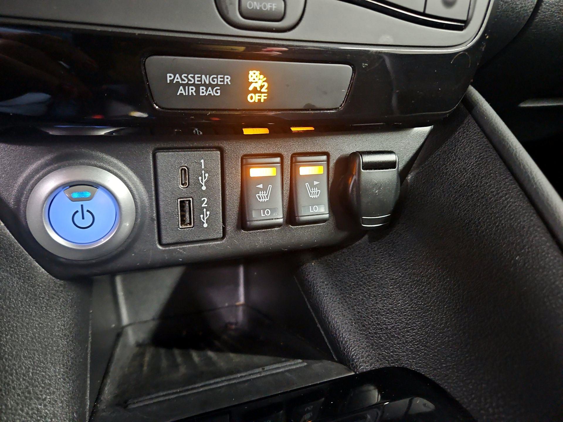 Thumbnail: 2023 Nissan Leaf - 19