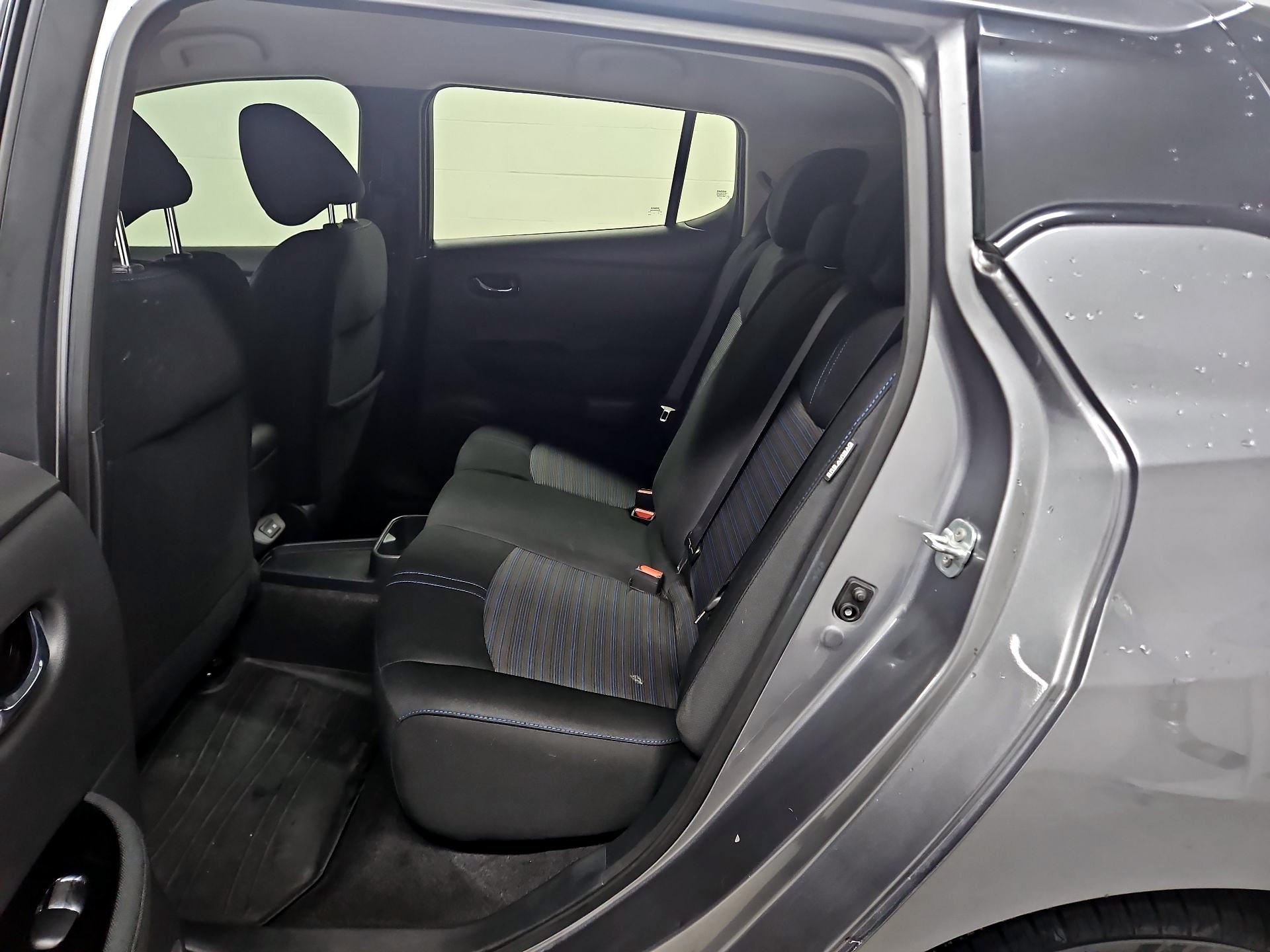 Thumbnail: 2023 Nissan Leaf - 20