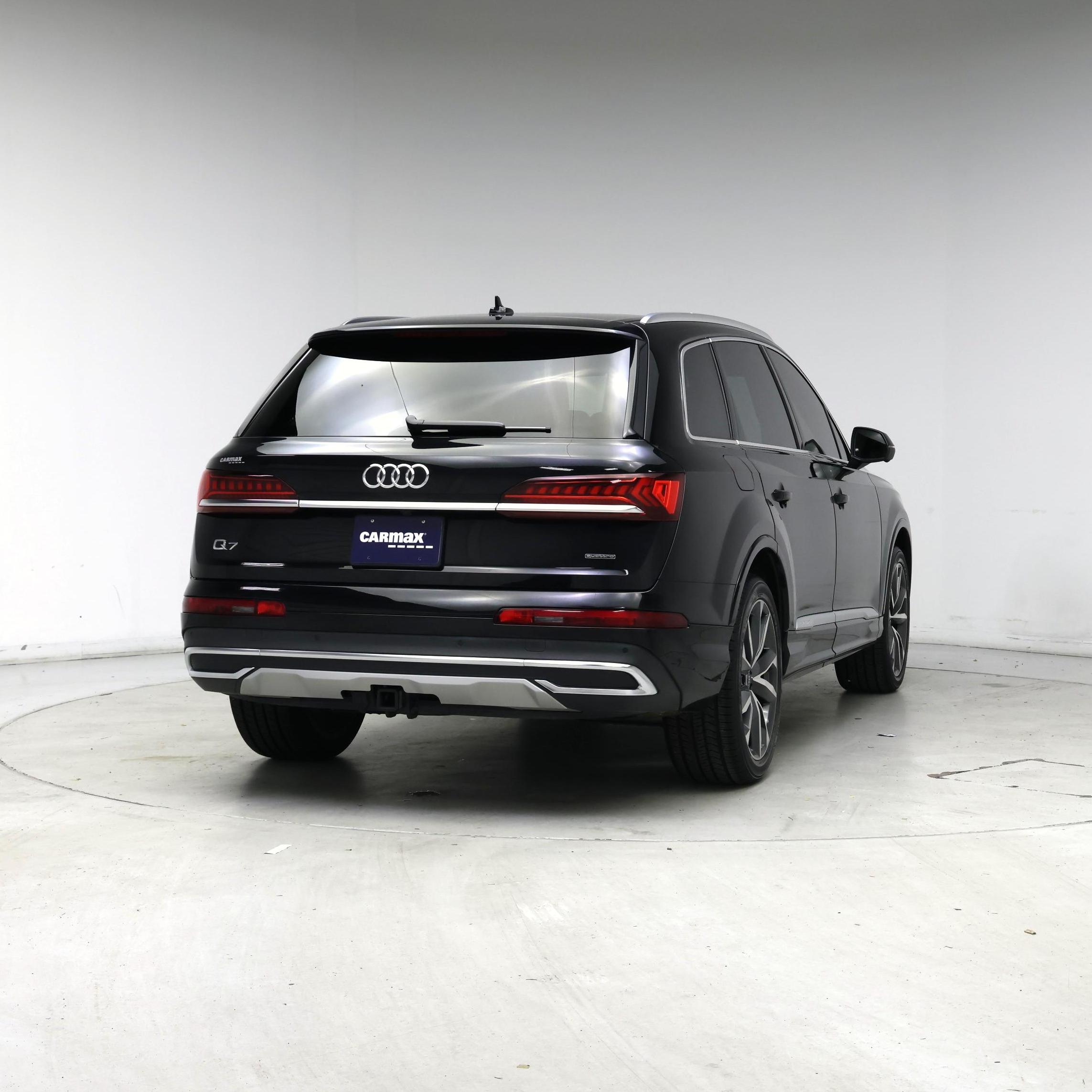 Thumbnail: 2023 Audi Q7 - 8