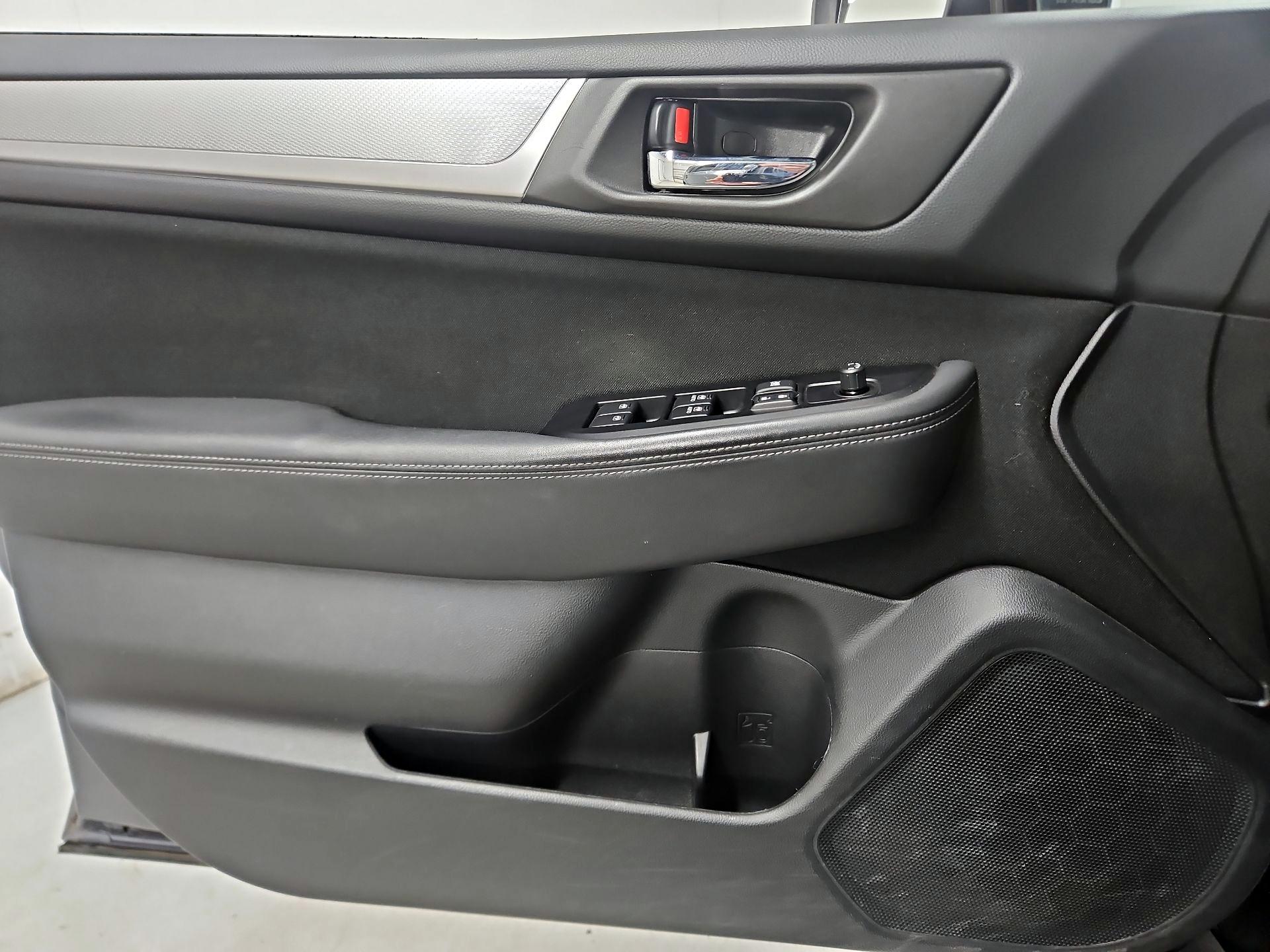 Thumbnail: 2018 Subaru Outback - 12