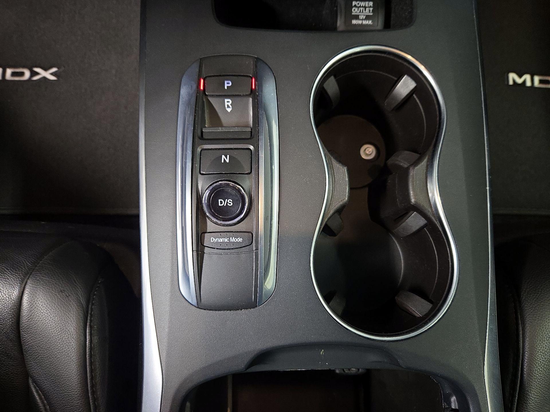 Thumbnail: 2017 Acura MDX - 18