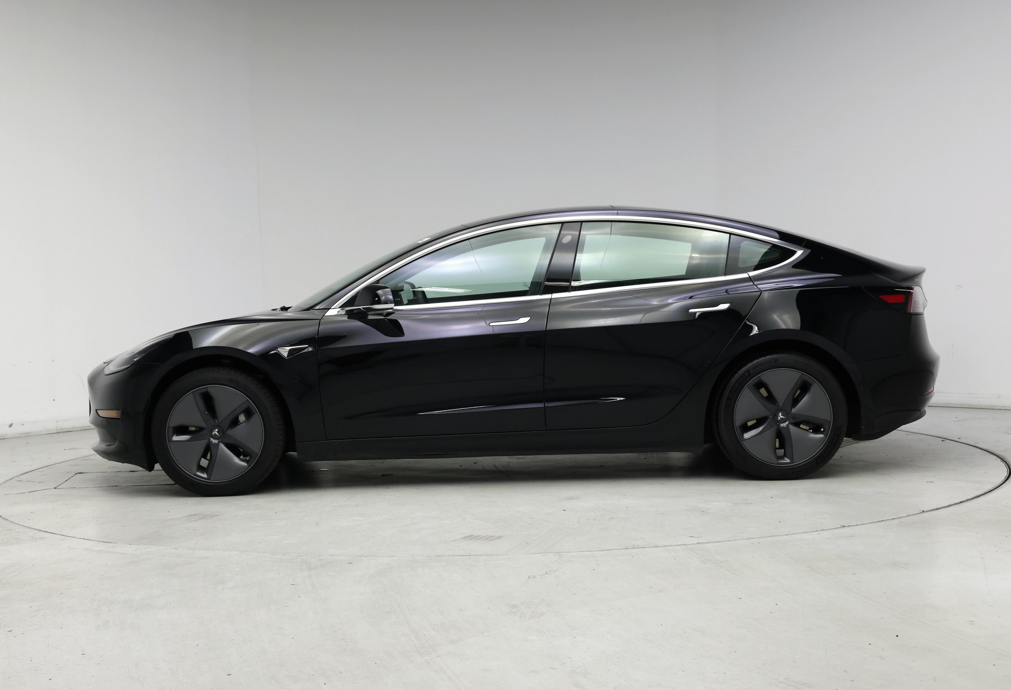 Thumbnail: 2019 Tesla Model 3 - 3