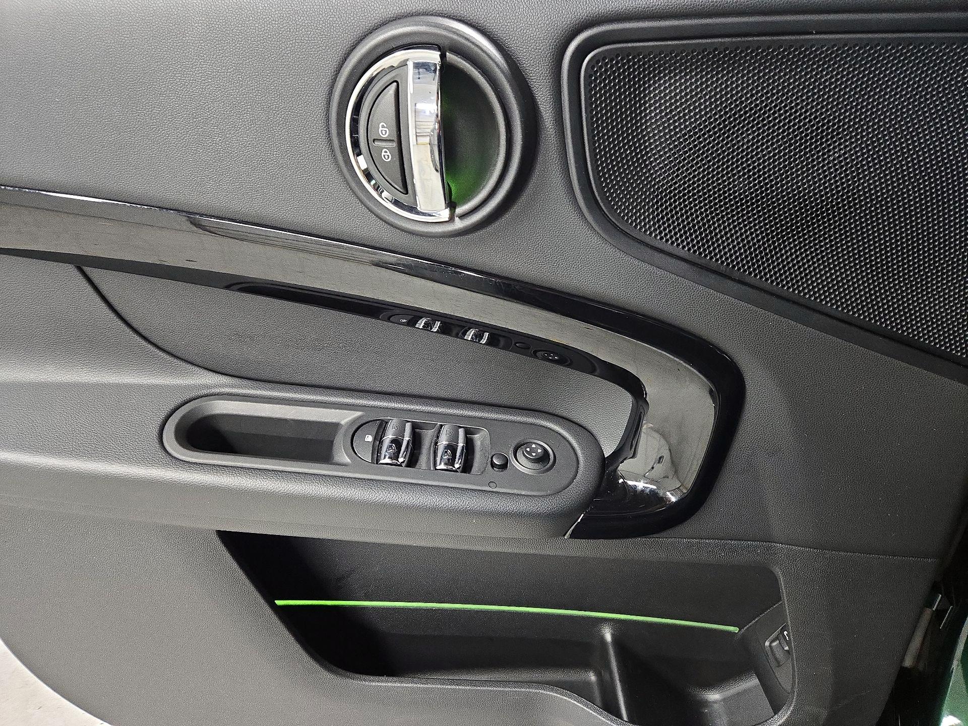 Thumbnail: 2019 MINI Cooper Countryman - 12