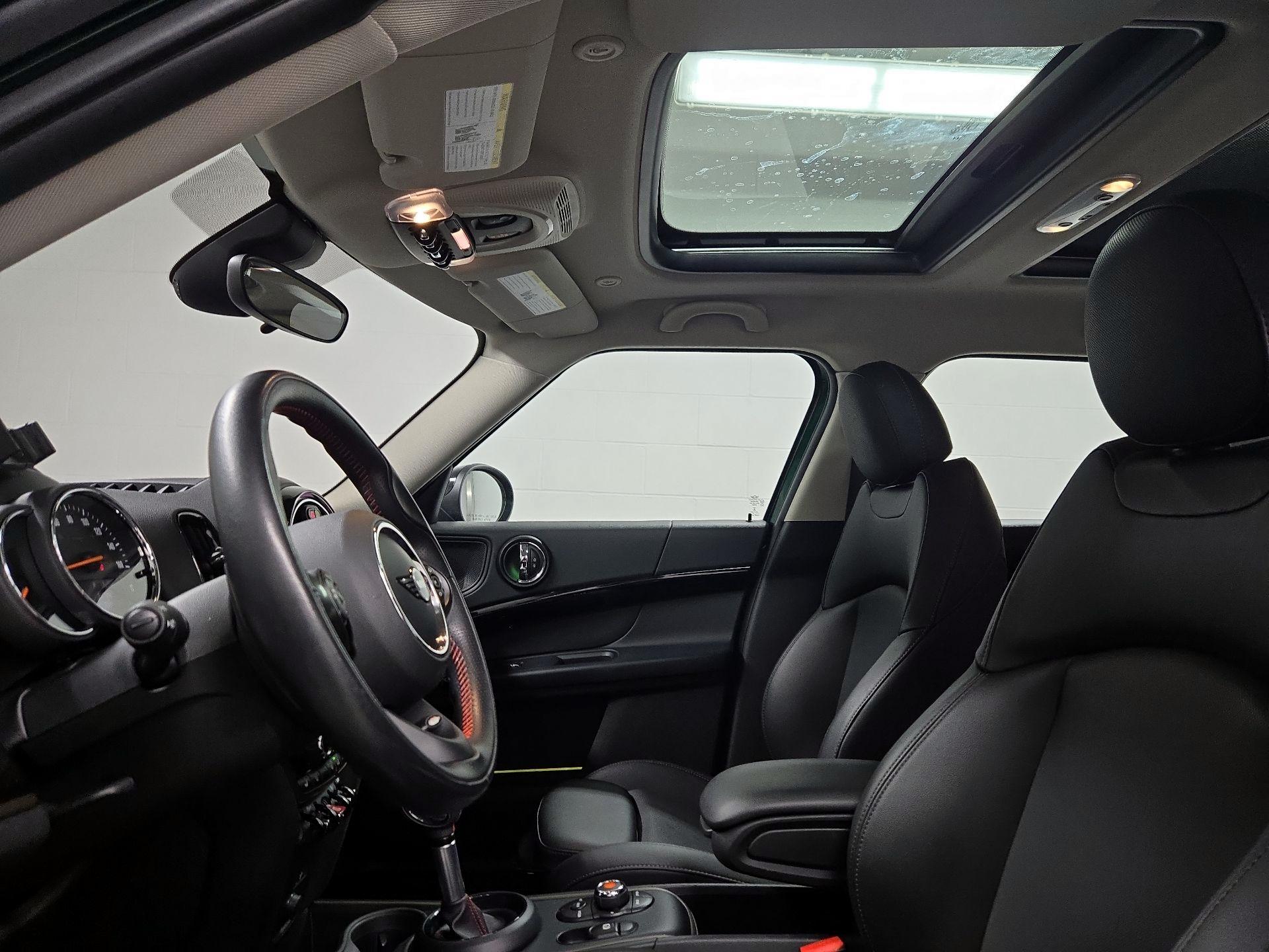 Thumbnail: 2019 MINI Cooper Countryman - 19