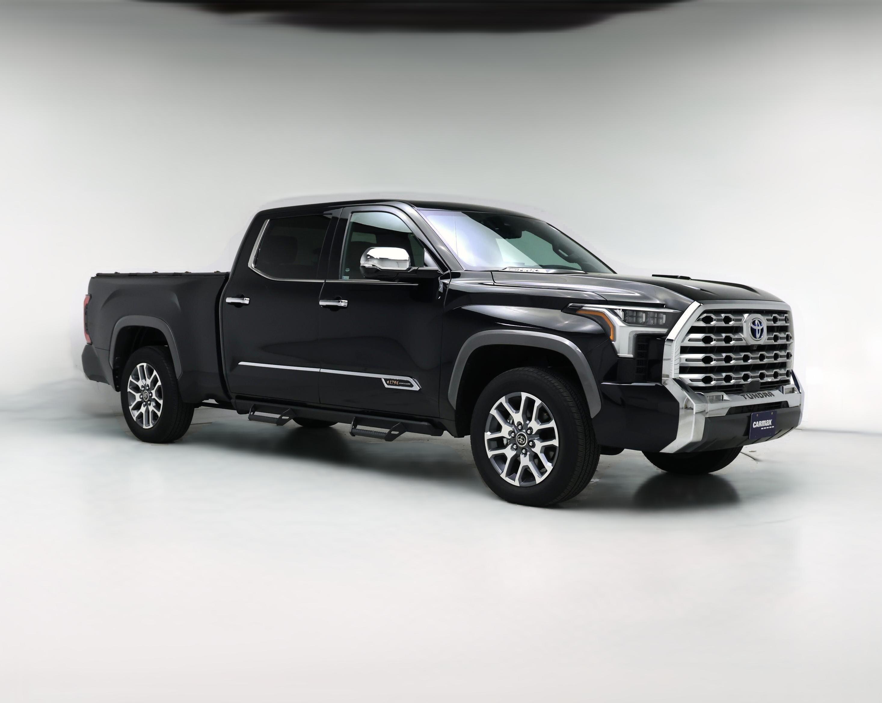 Thumbnail: 2024 Toyota Tundra - 1