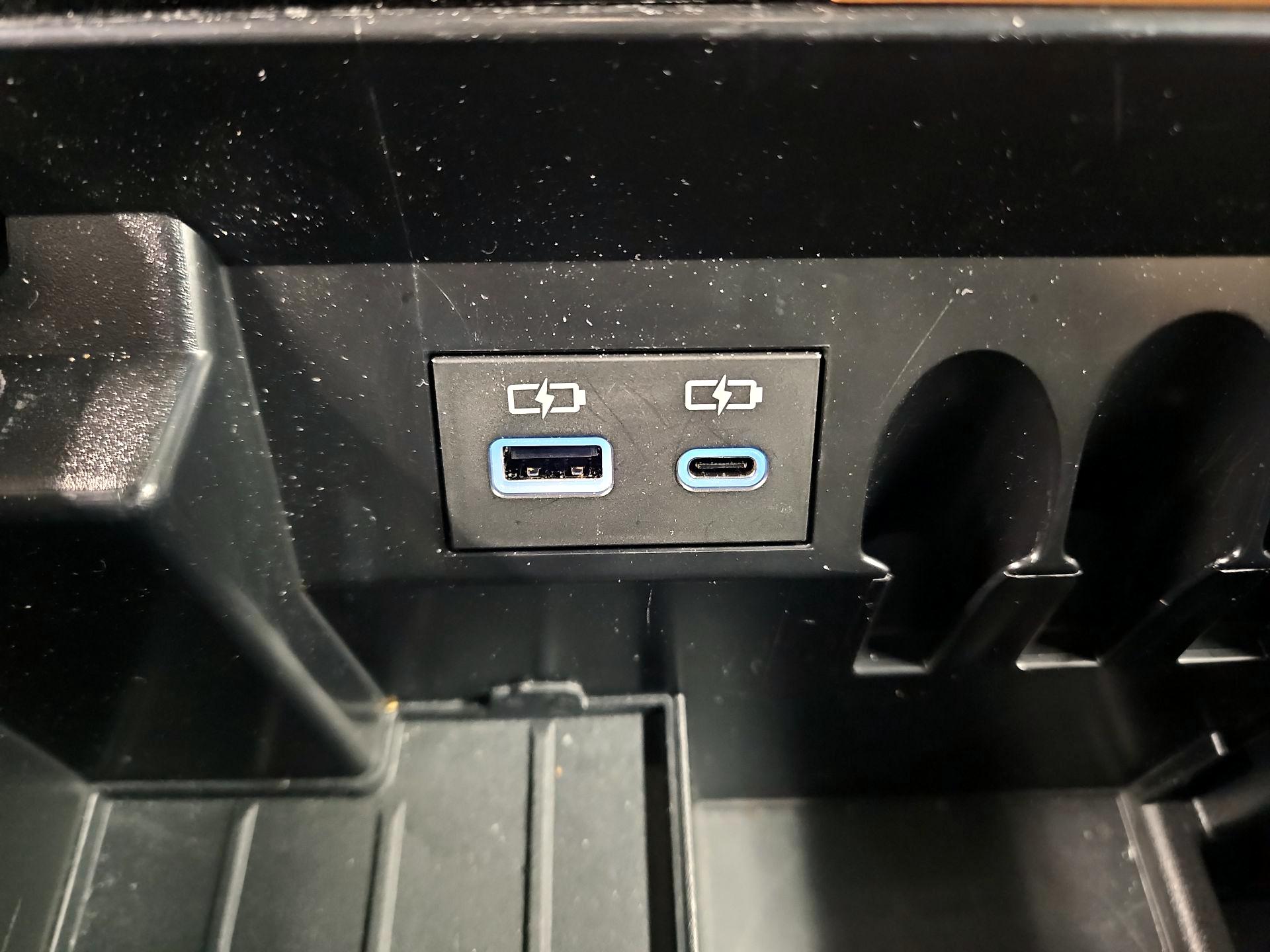 Thumbnail: 2024 Toyota Tundra - 18