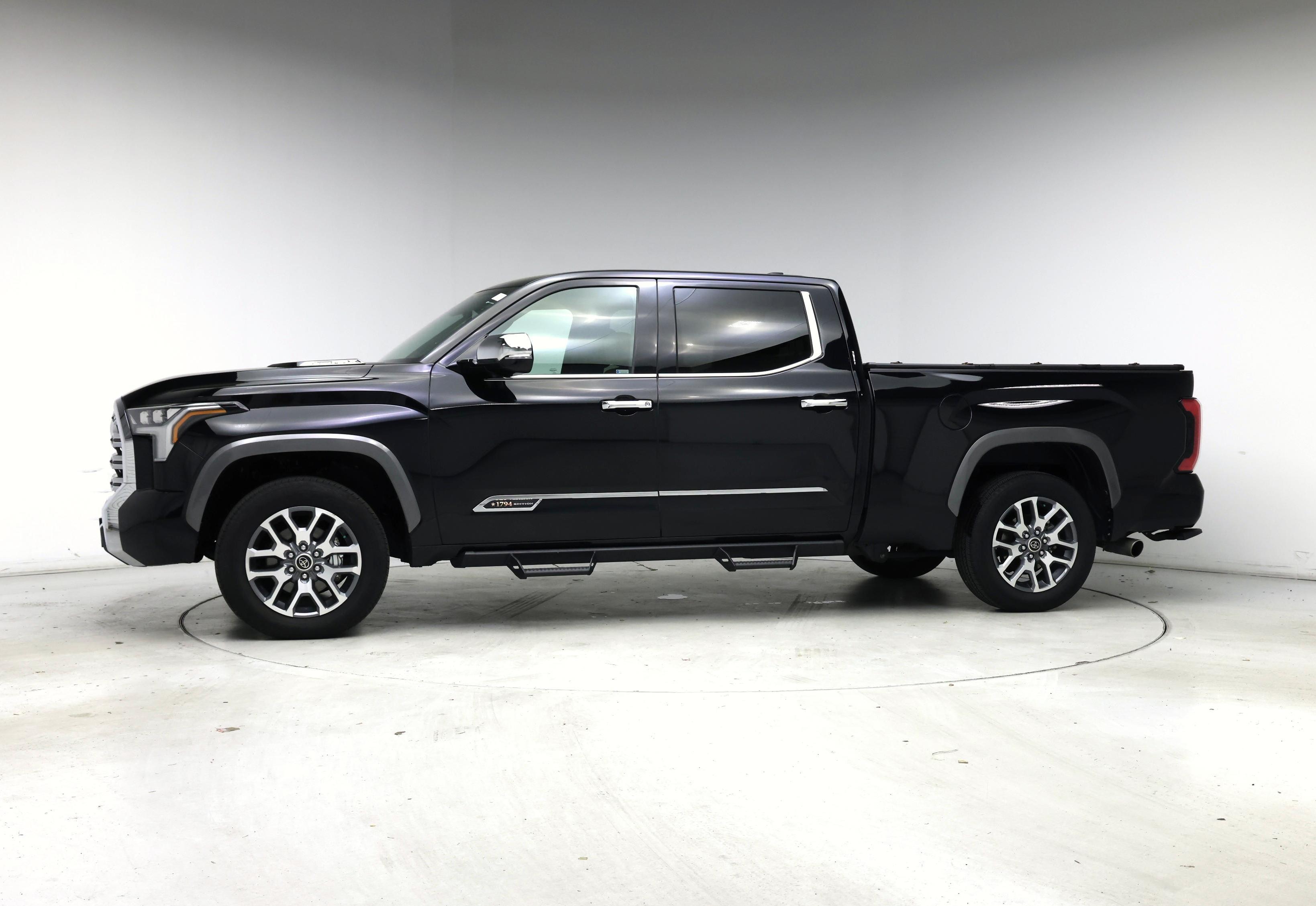 Thumbnail: 2024 Toyota Tundra - 3