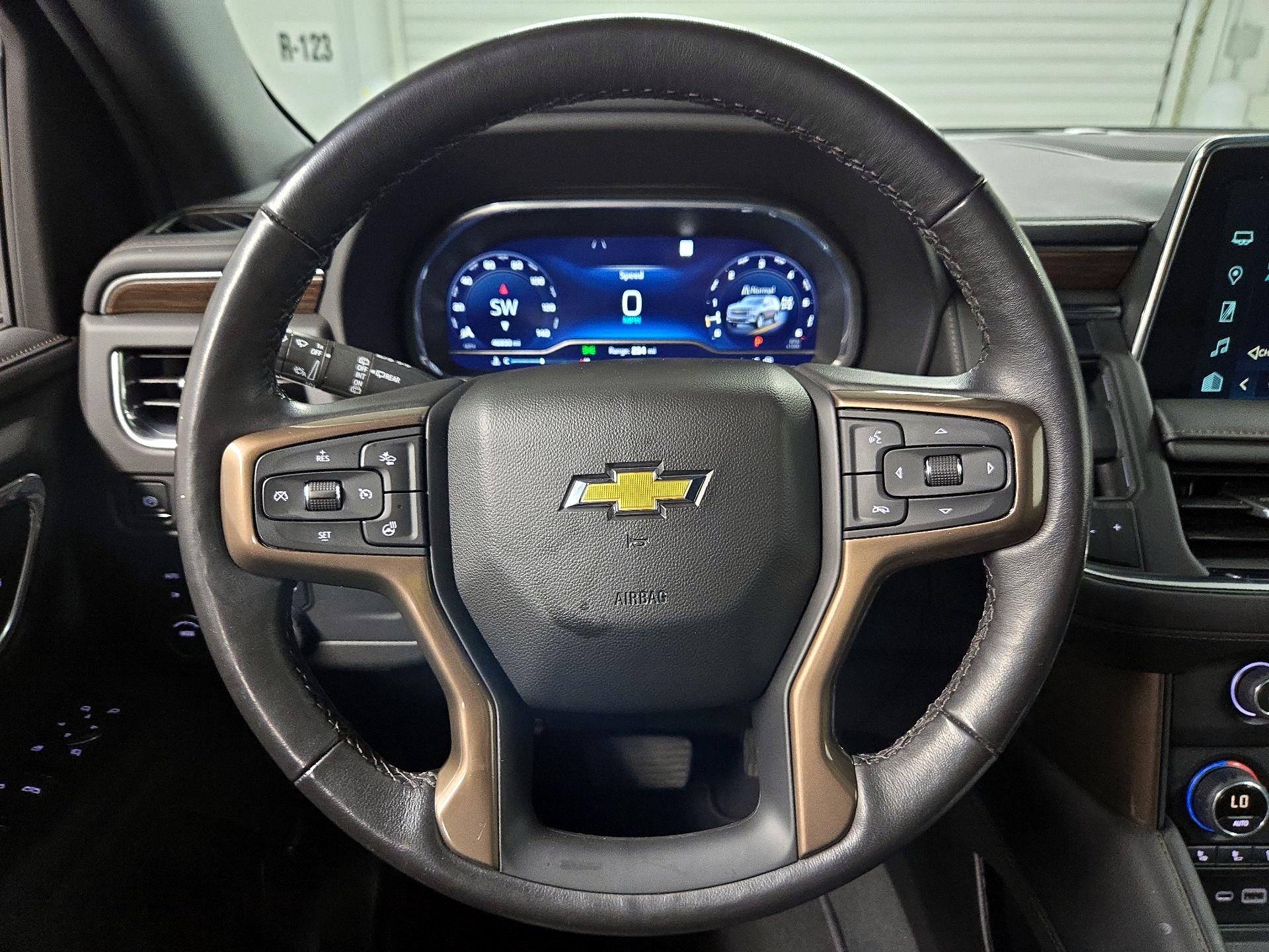 Thumbnail: 2023 Chevrolet Suburban - 10