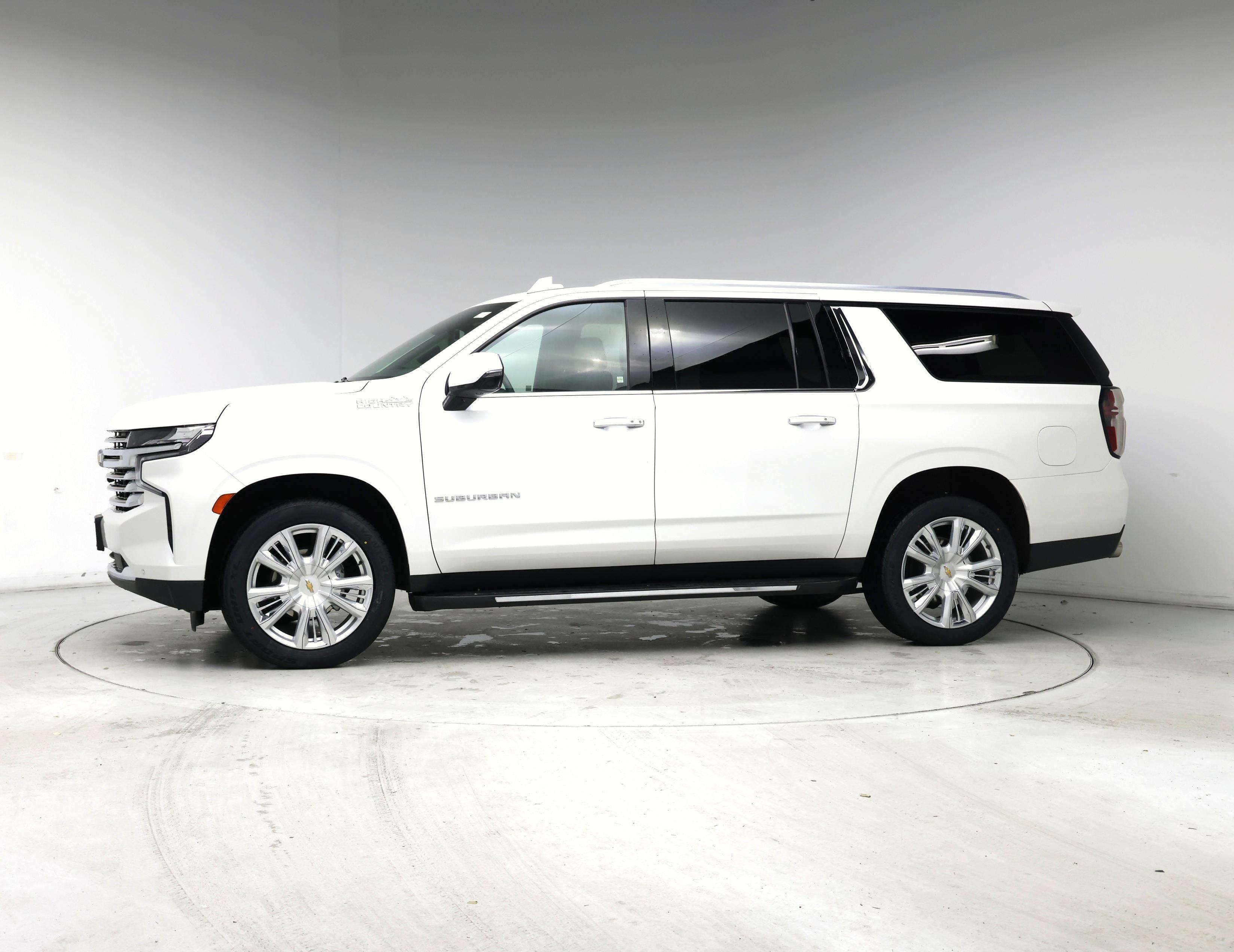 Thumbnail: 2023 Chevrolet Suburban - 3