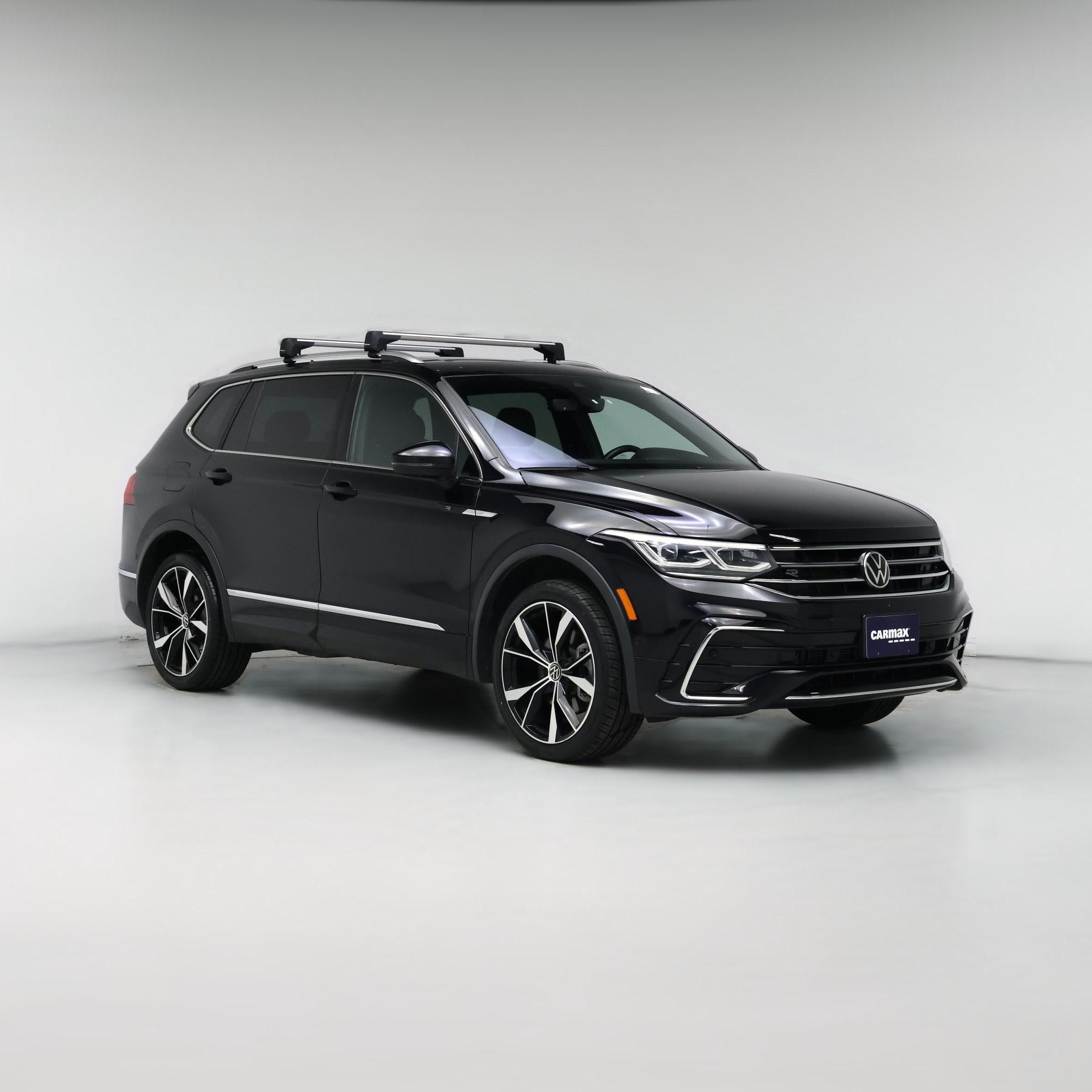 Thumbnail: 2022 Volkswagen Tiguan - 1