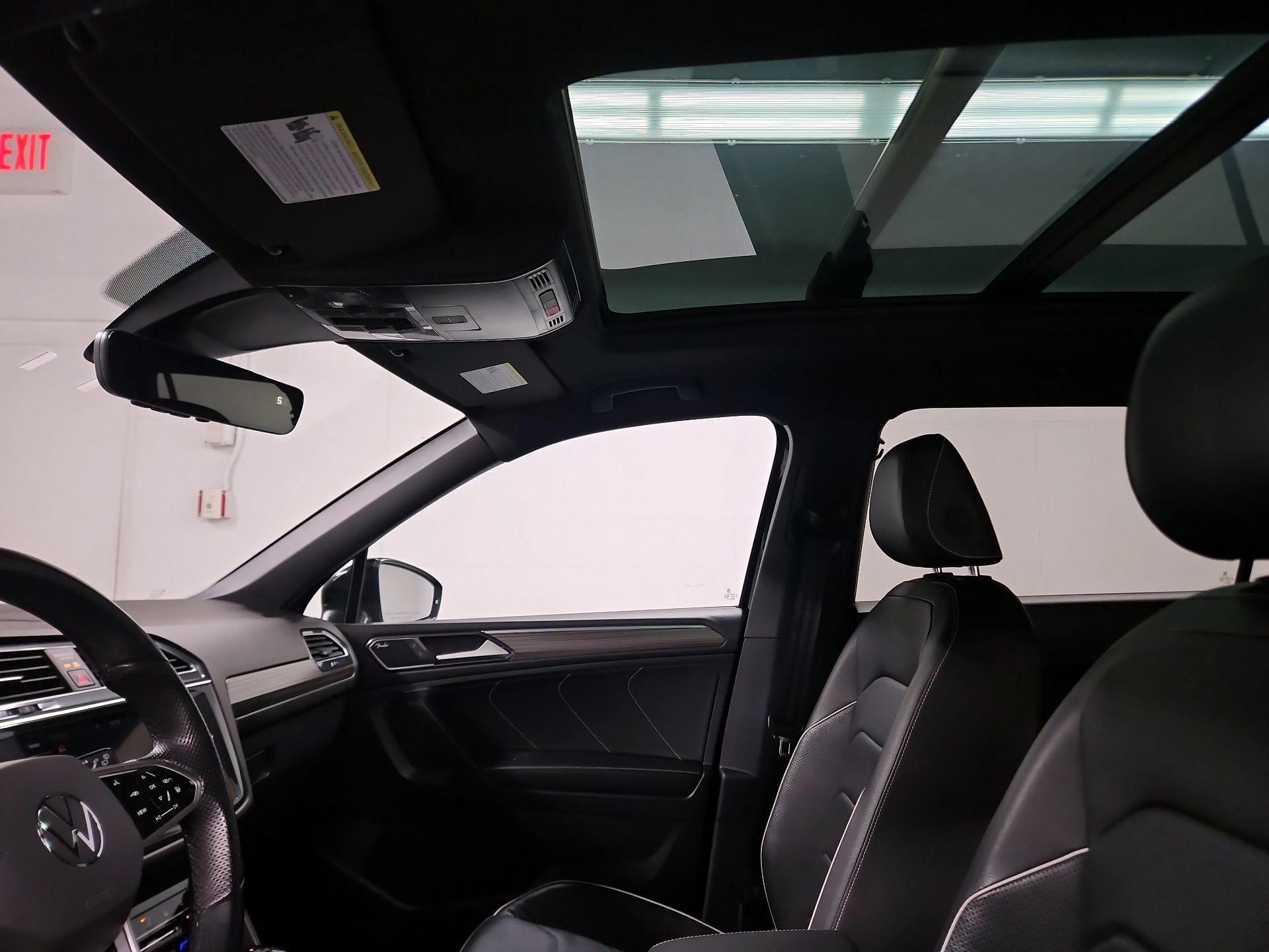 Thumbnail: 2022 Volkswagen Tiguan - 20