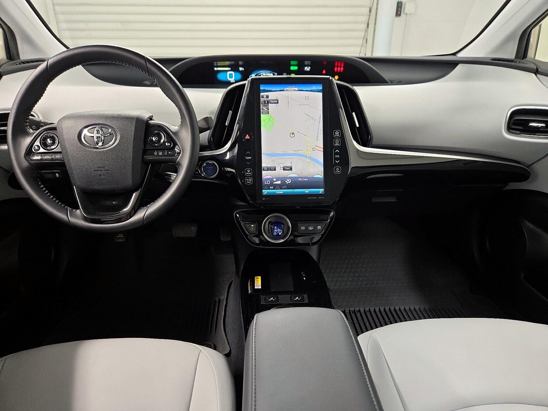 Thumbnail: 2021 Toyota Prius Prime - 9