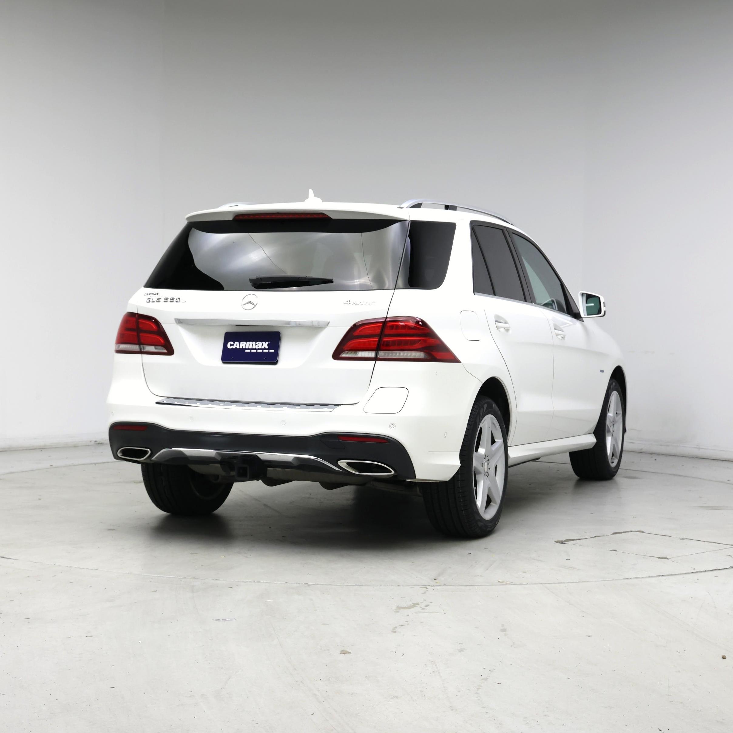 Thumbnail: 2016 Mercedes-Benz GLE - 8