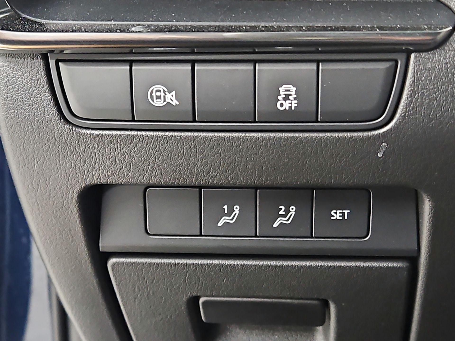 Thumbnail: 2025 Mazda Mazda3 - 13