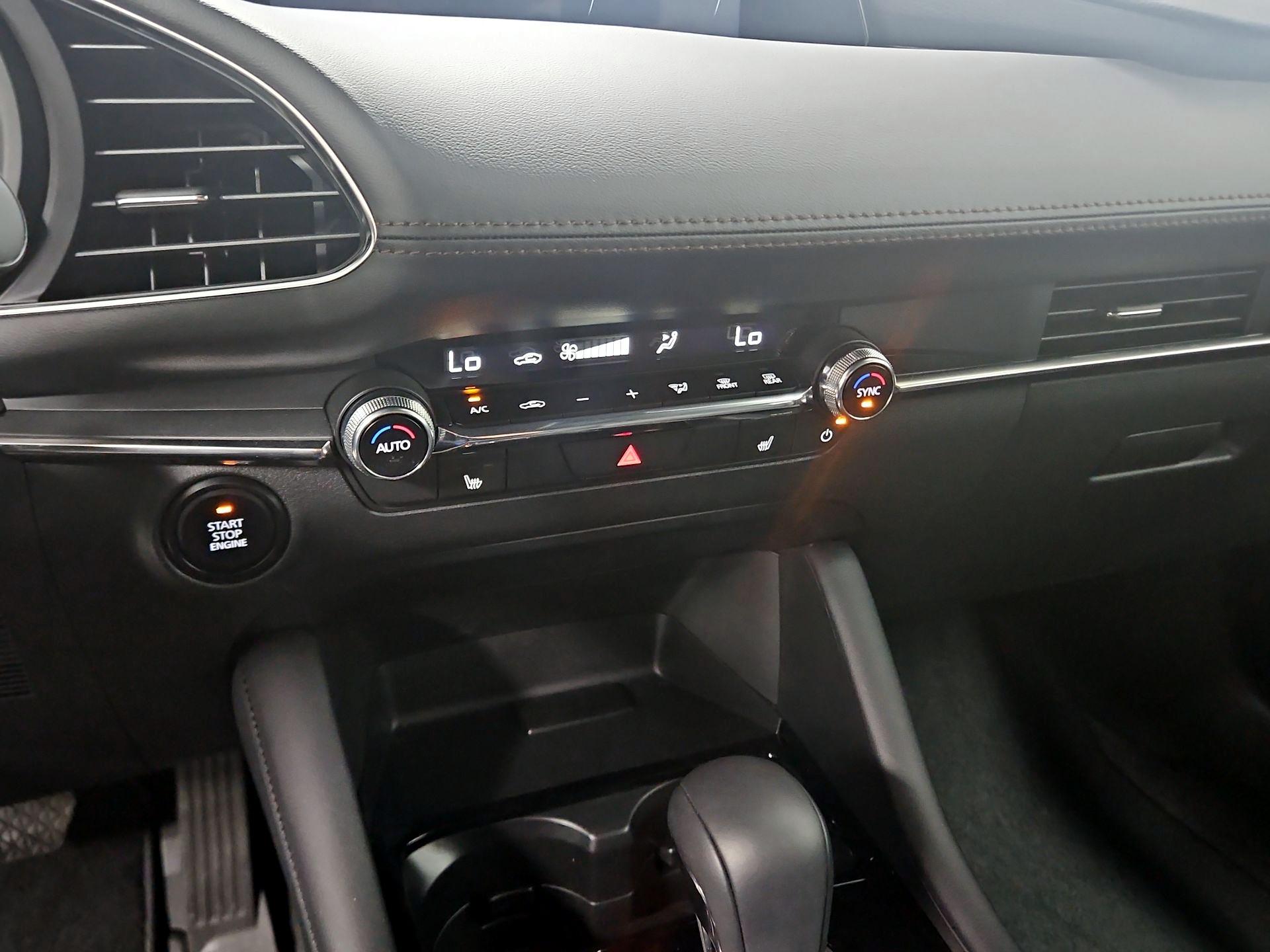 Thumbnail: 2025 Mazda Mazda3 - 17