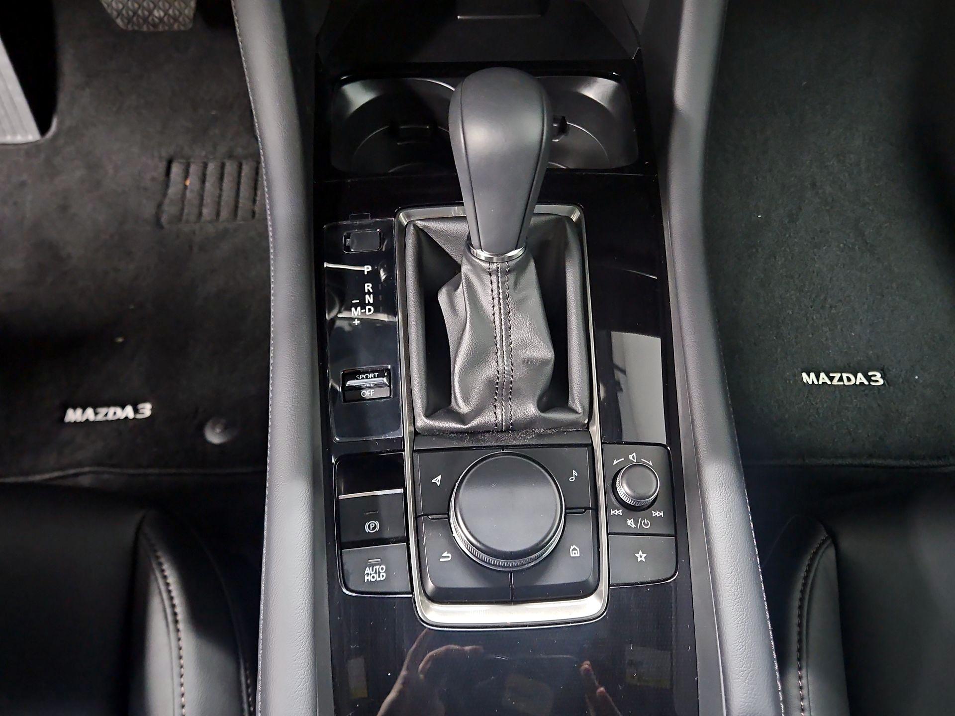 Thumbnail: 2025 Mazda Mazda3 - 18