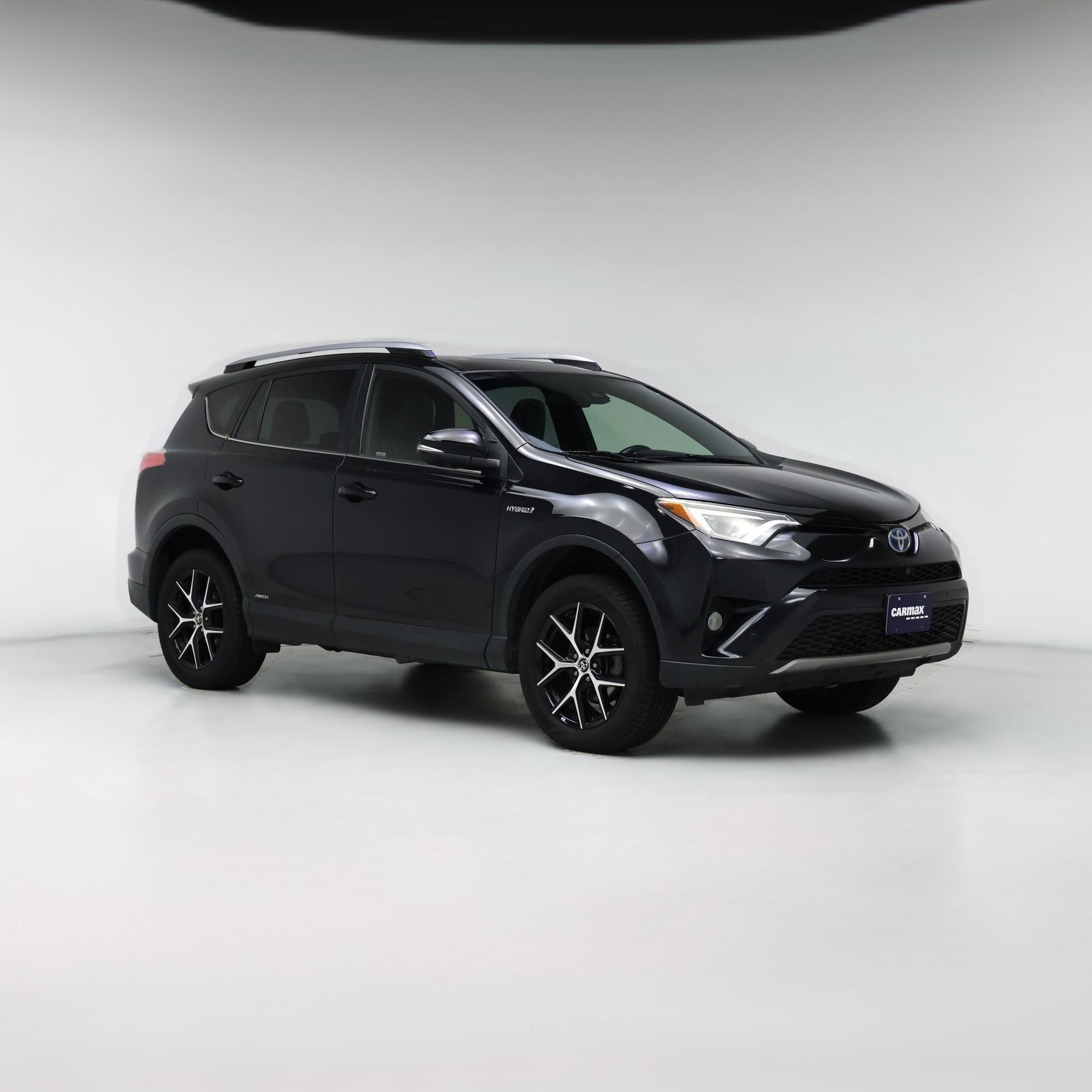 Thumbnail: 2017 Toyota RAV4 - 1