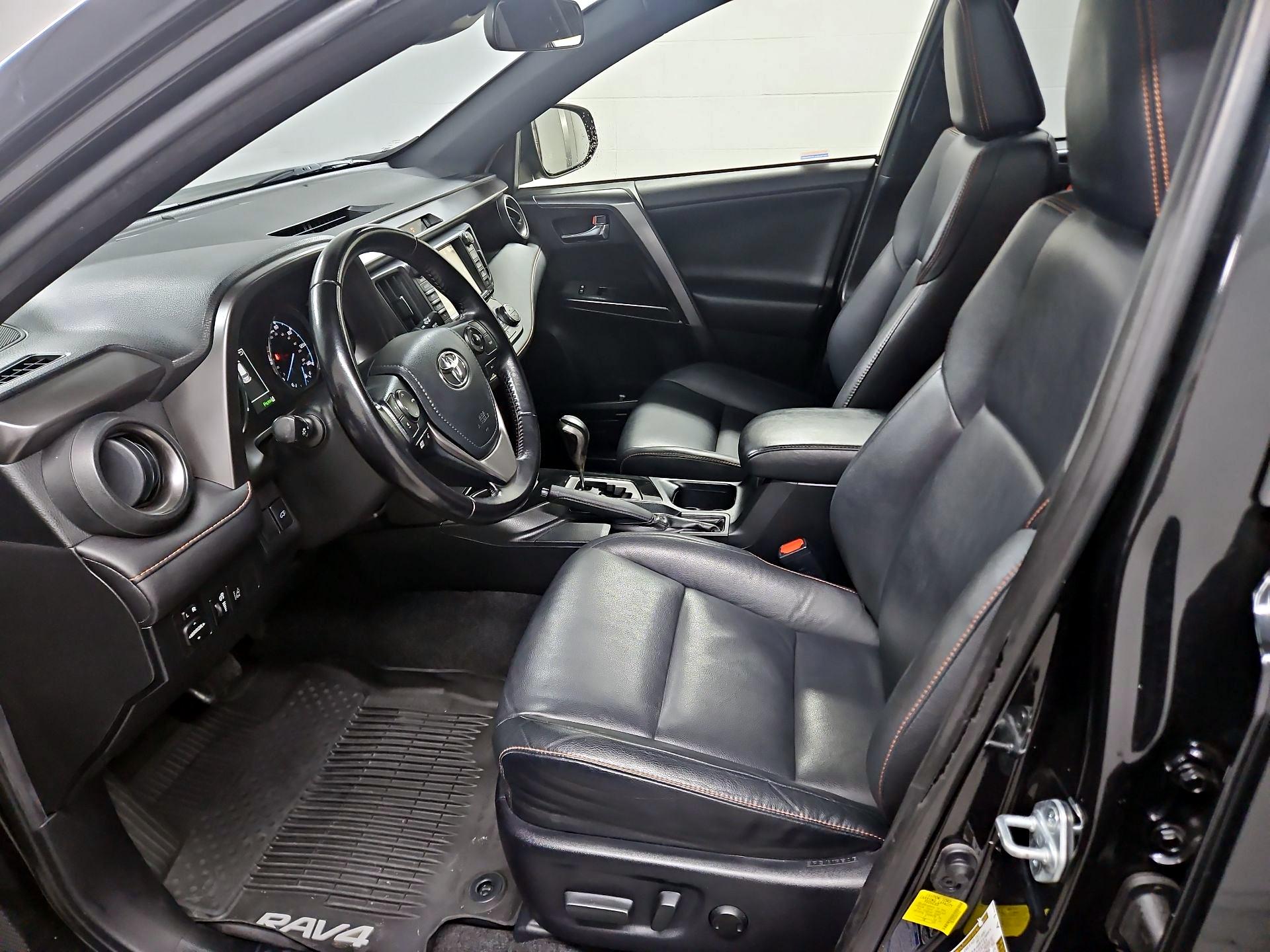 Thumbnail: 2017 Toyota RAV4 - 11