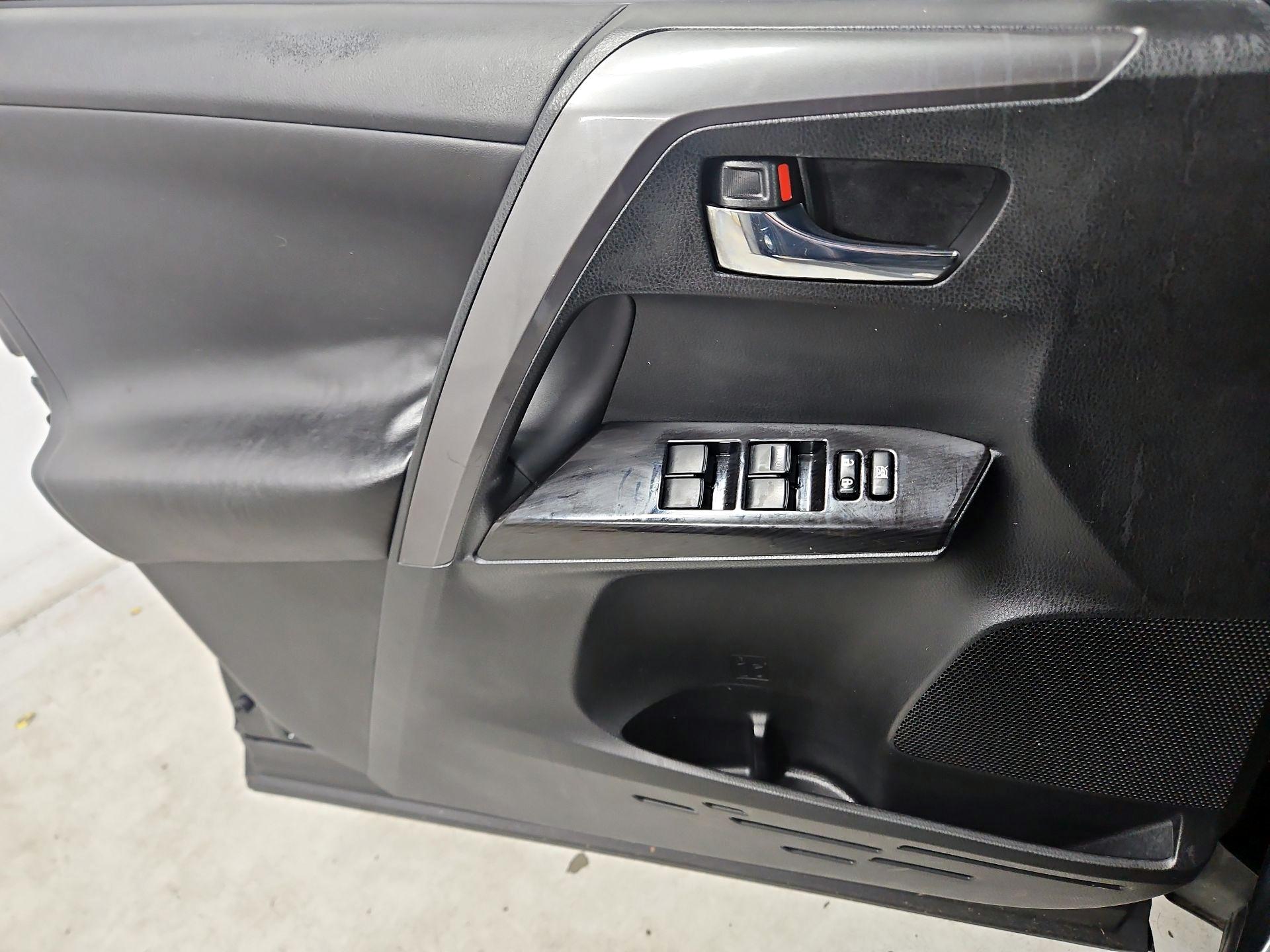 Thumbnail: 2017 Toyota RAV4 - 12