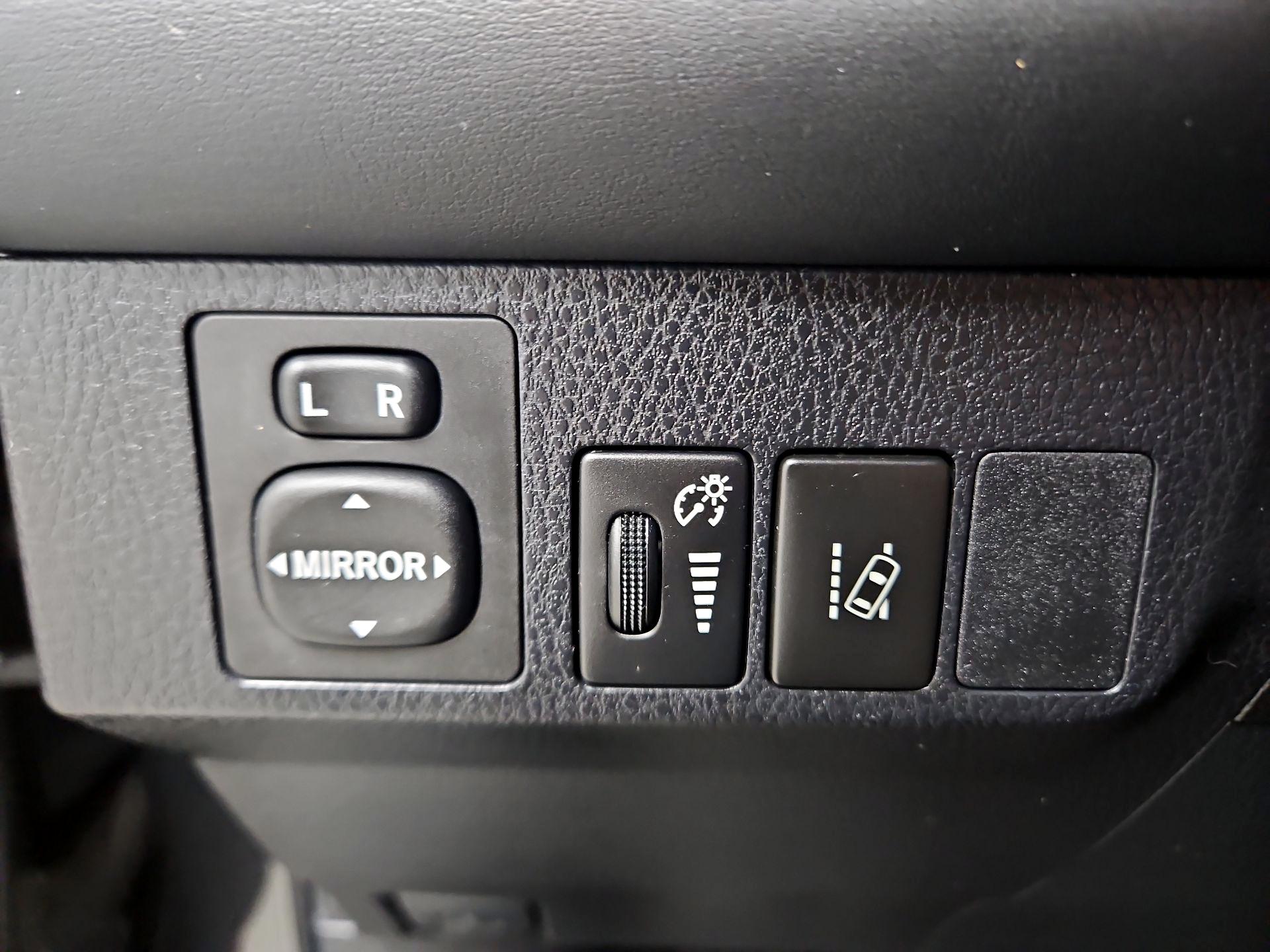 Thumbnail: 2017 Toyota RAV4 - 13