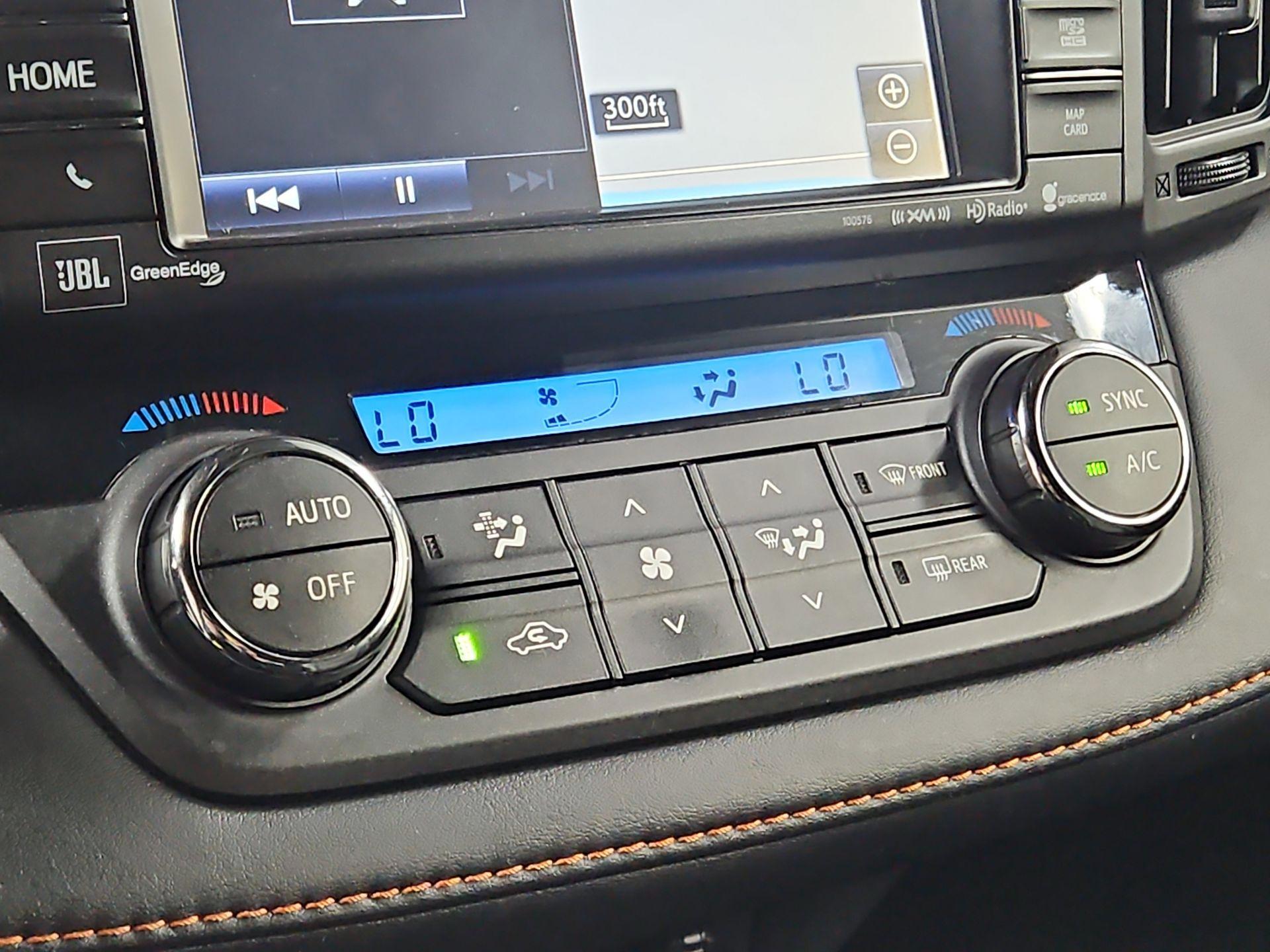 Thumbnail: 2017 Toyota RAV4 - 17