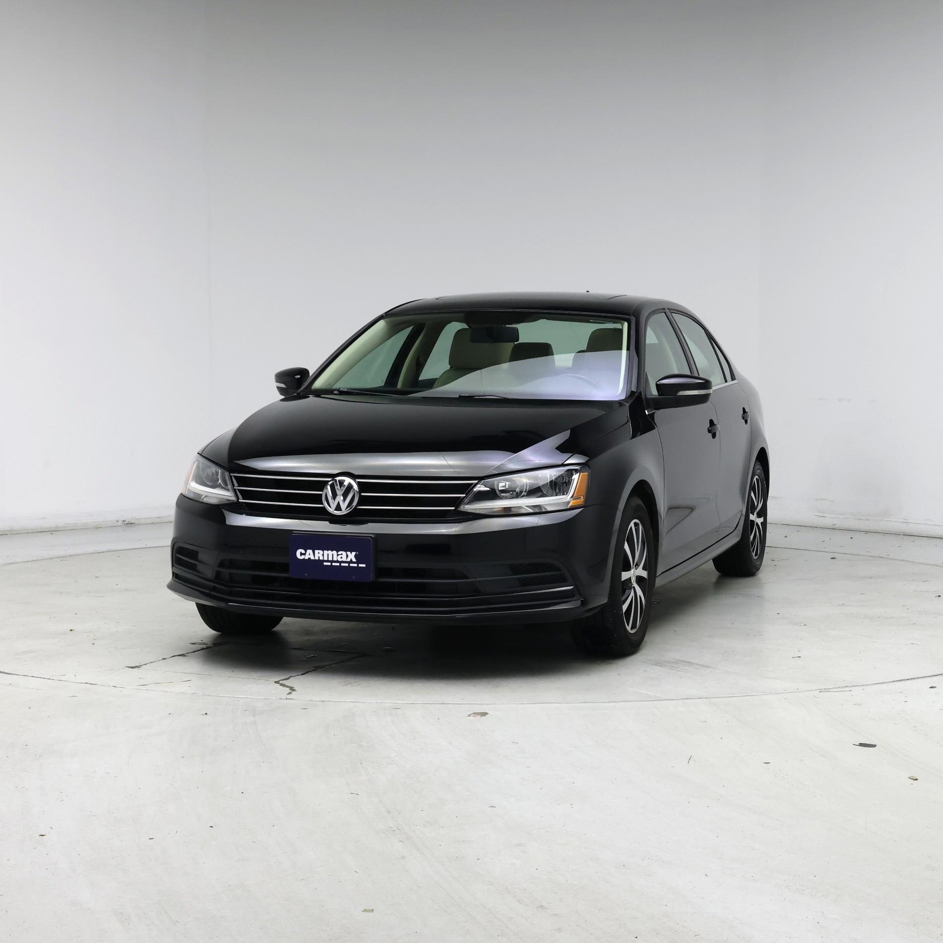 Thumbnail: 2017 Volkswagen Jetta - 4