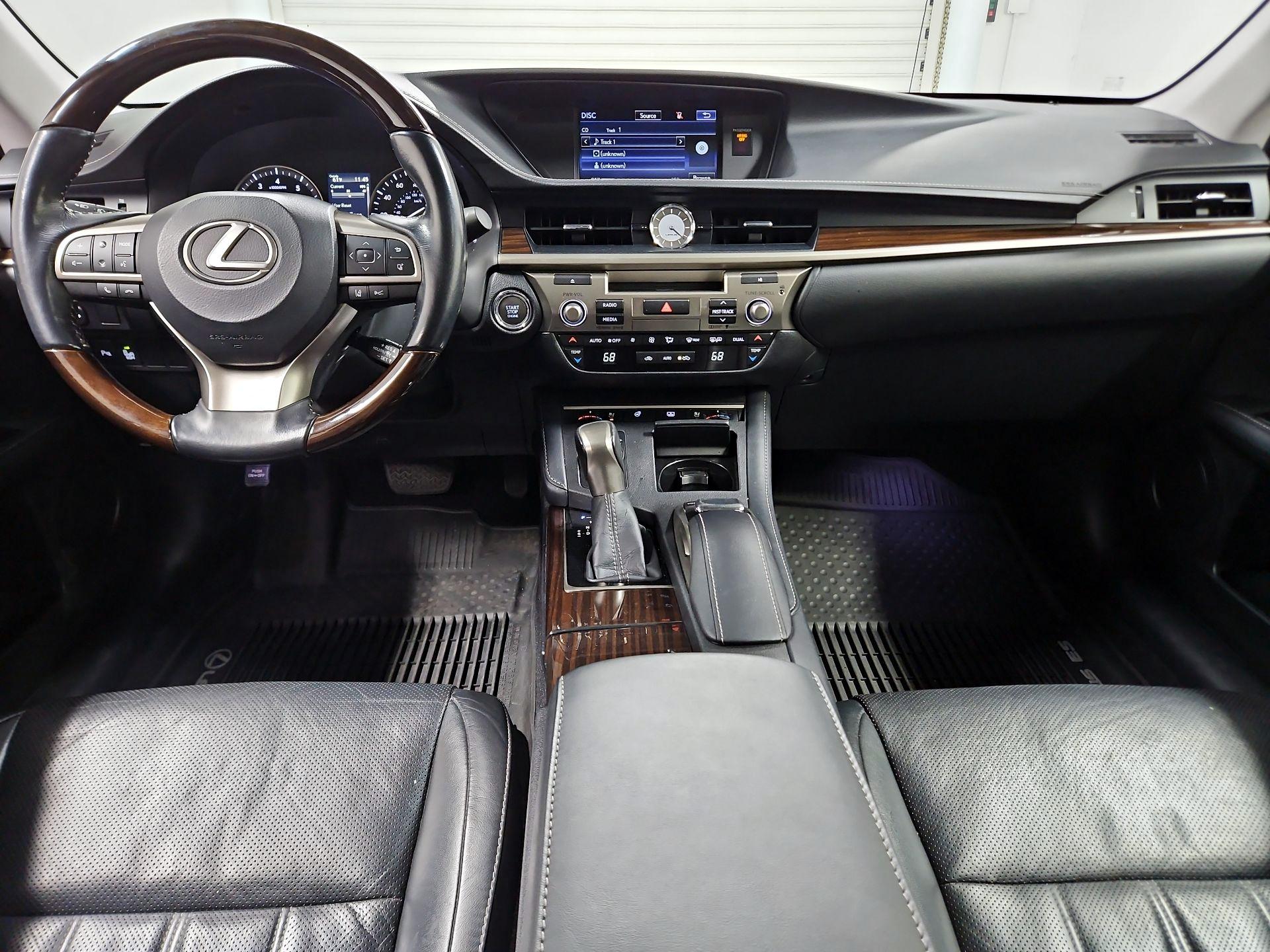 Thumbnail: 2016 Lexus ES - 9