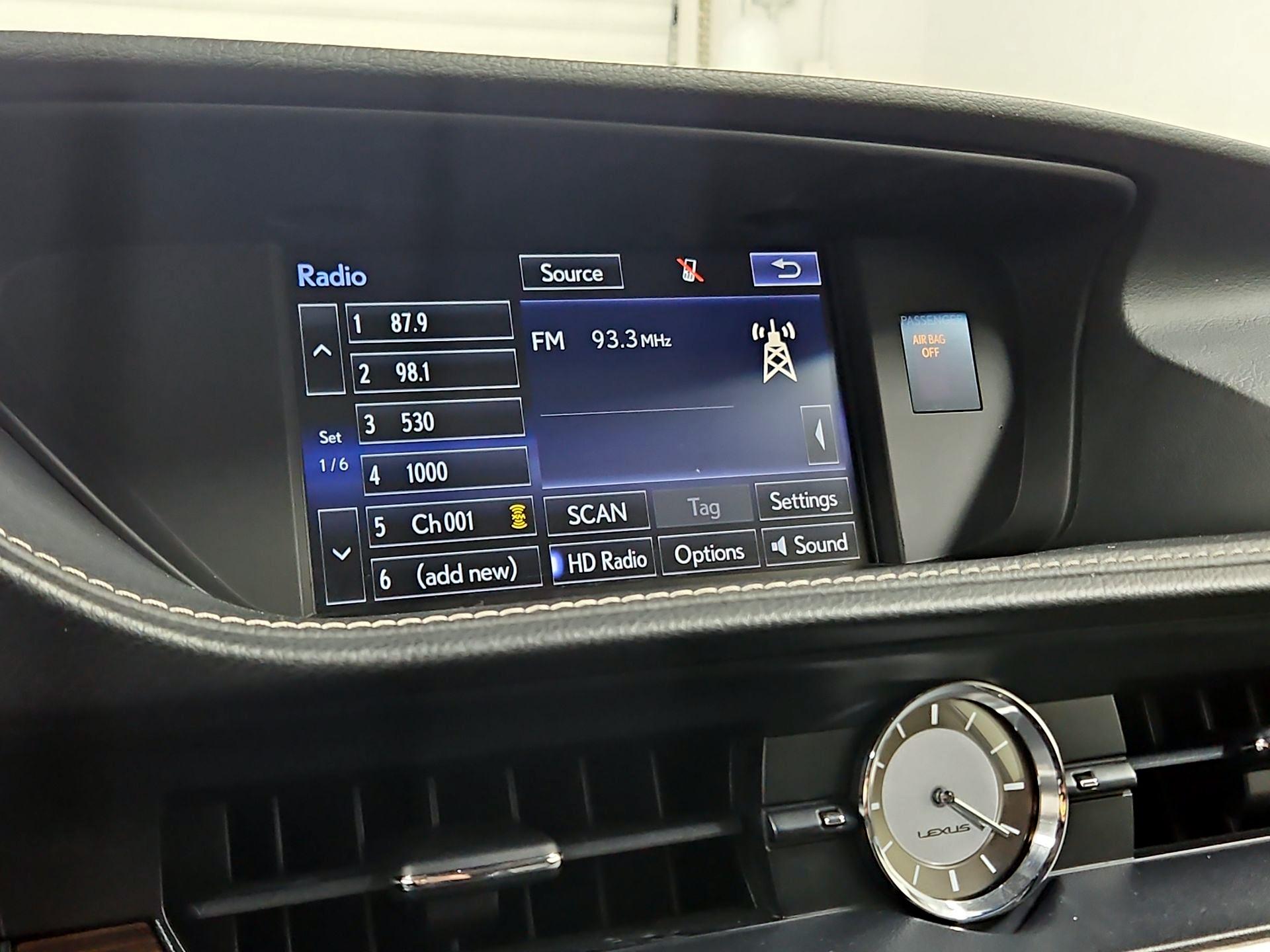 Thumbnail: 2016 Lexus ES - 15