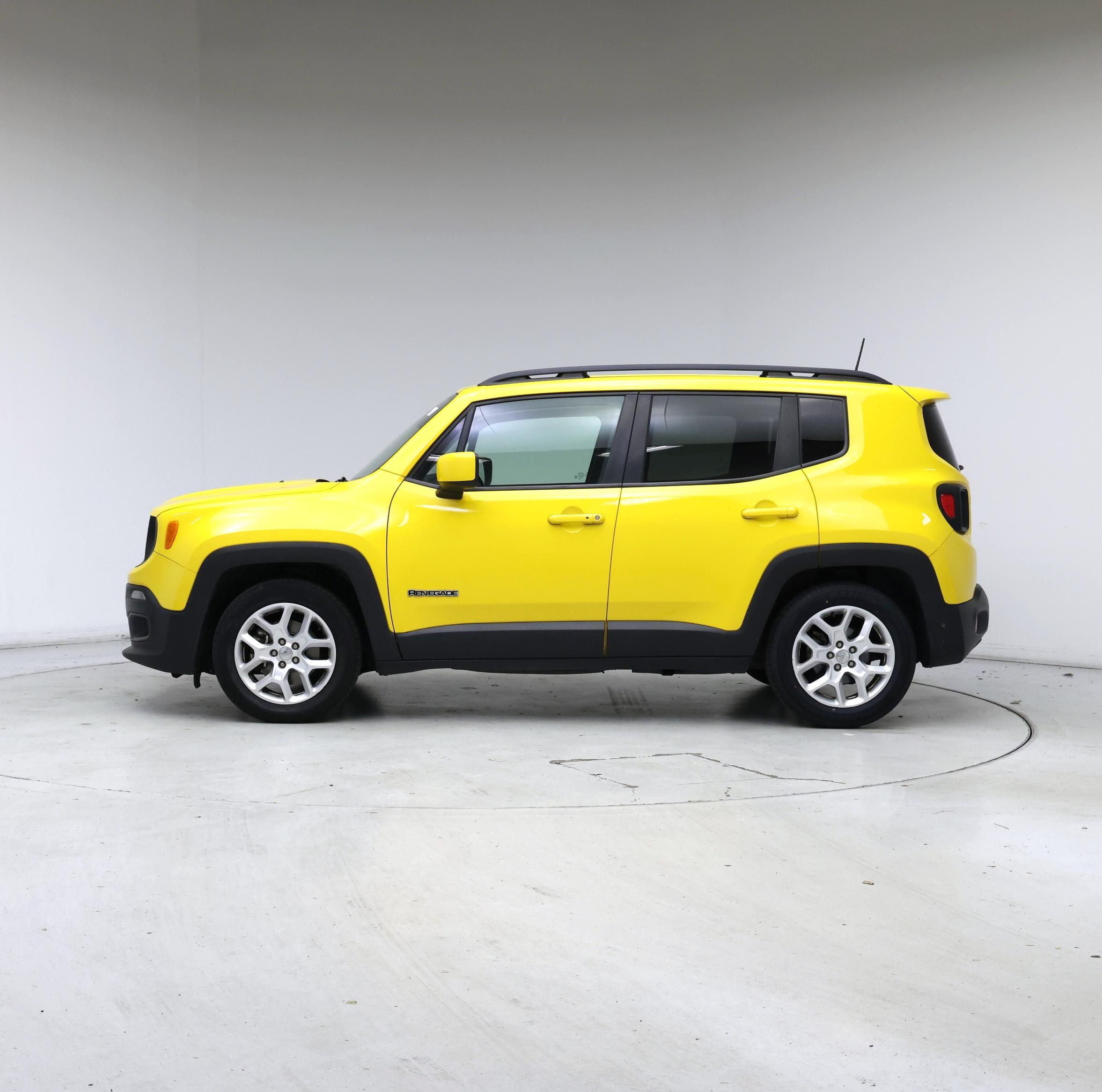 Thumbnail: 2018 Jeep Renegade - 3