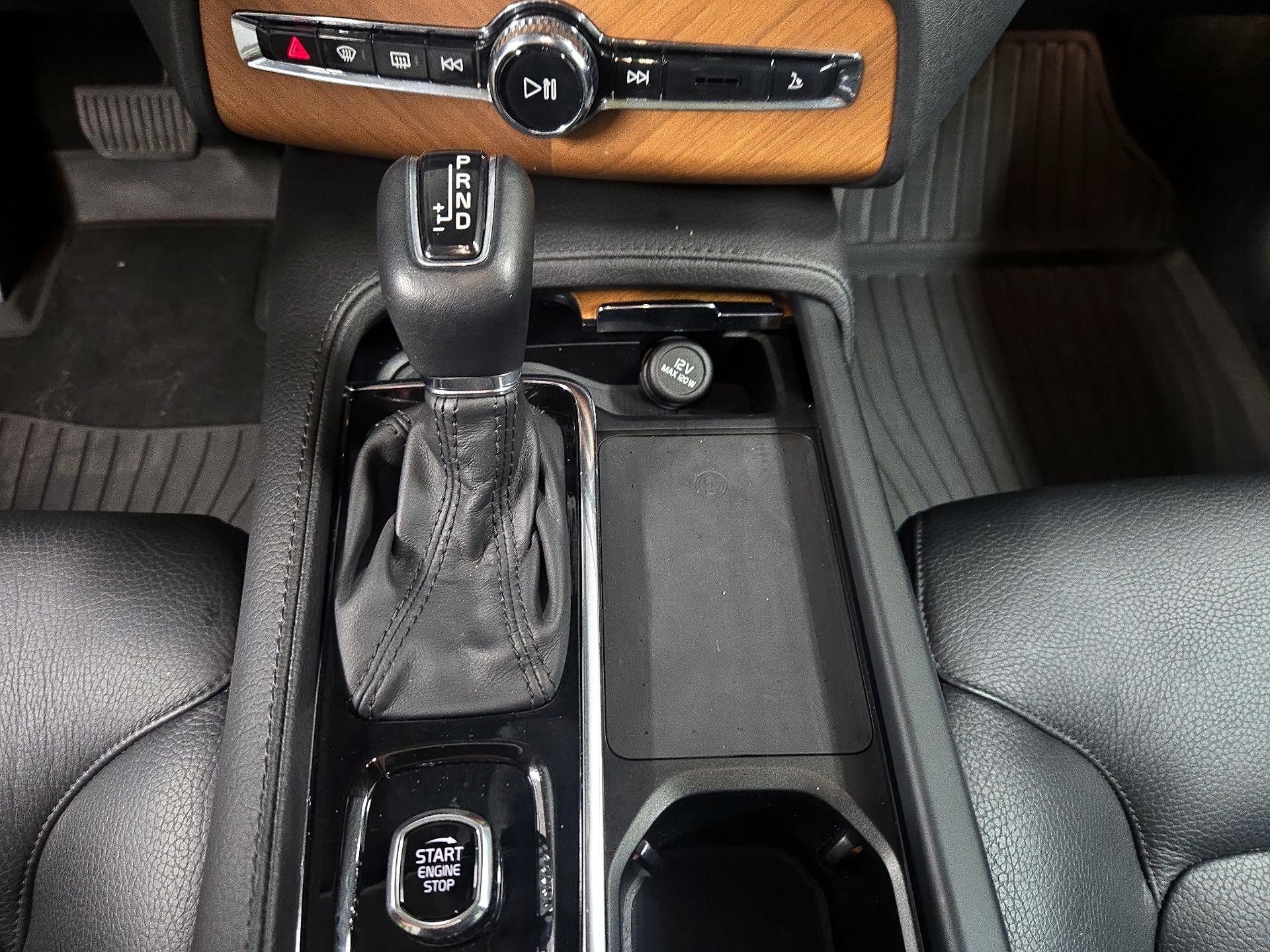 Thumbnail: 2021 Volvo XC90 - 17